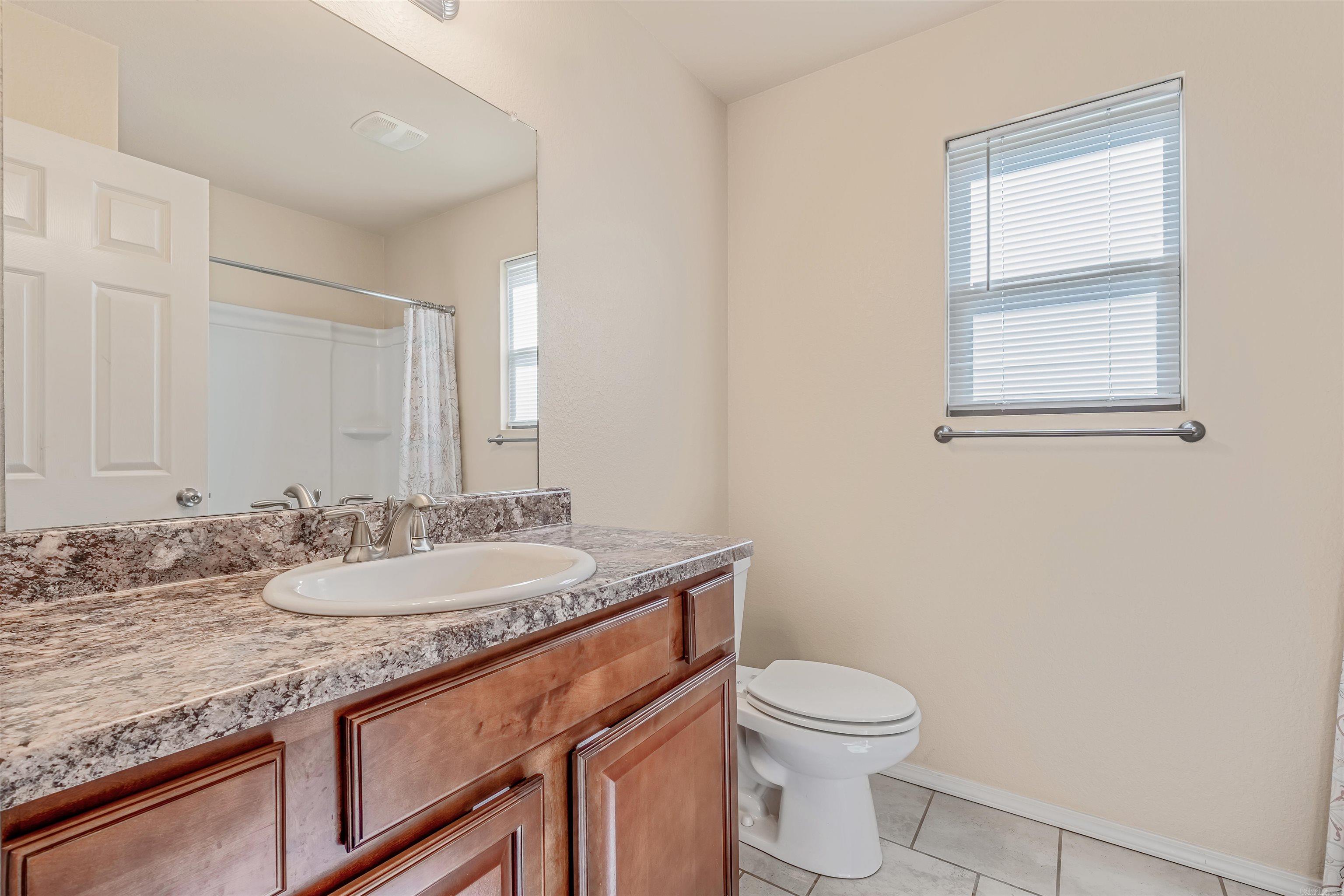 STONEHENGE PLACE - Residential