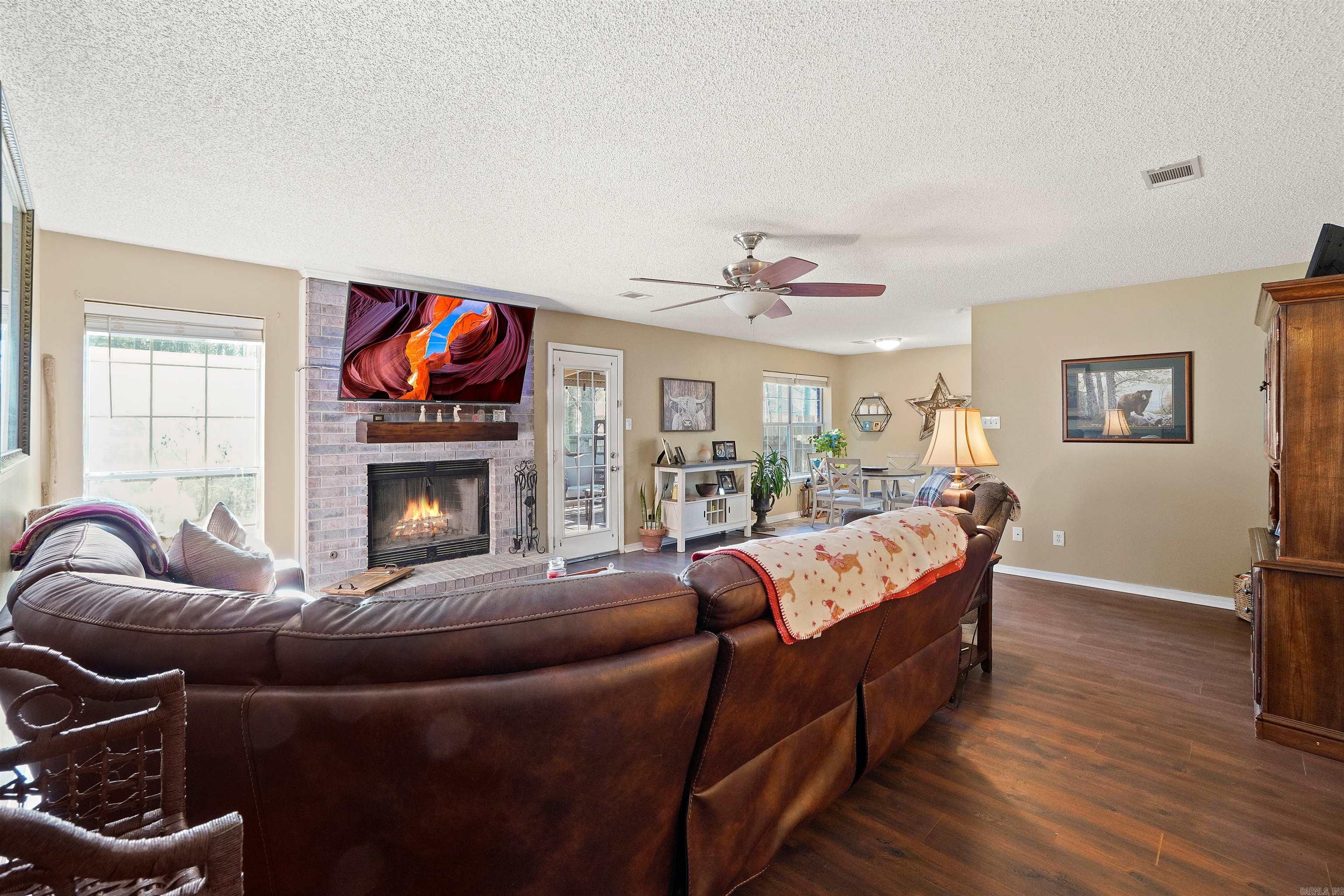 ROBINWOOD - Residential