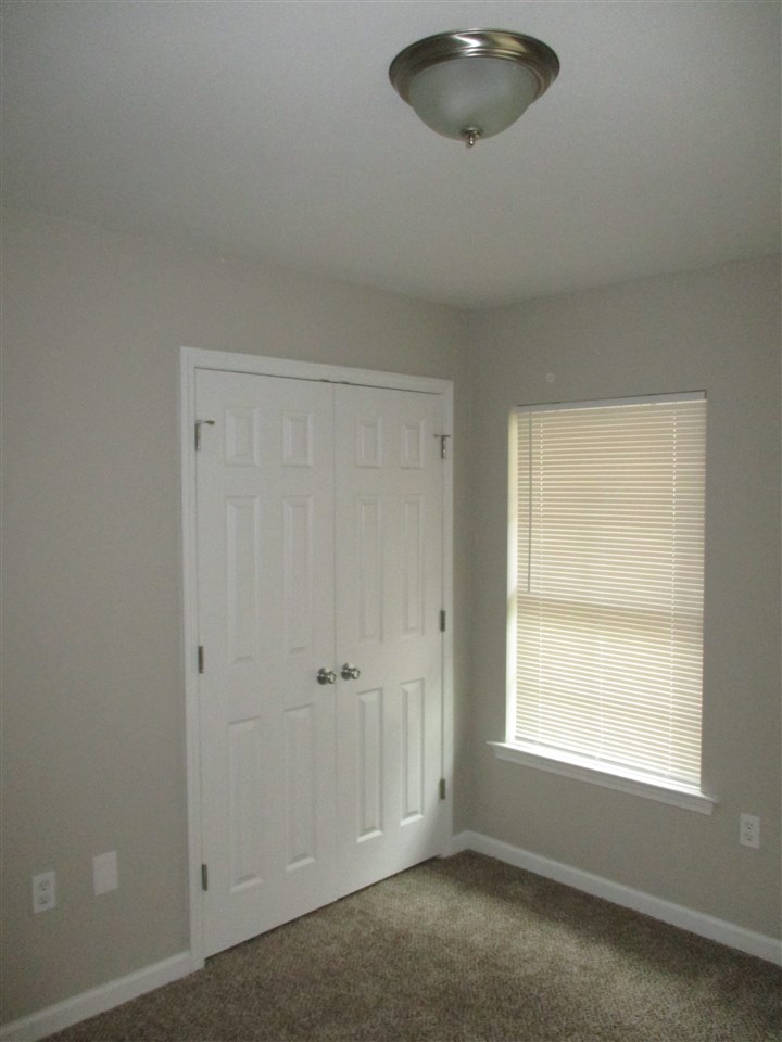 Holts - Residential Lease