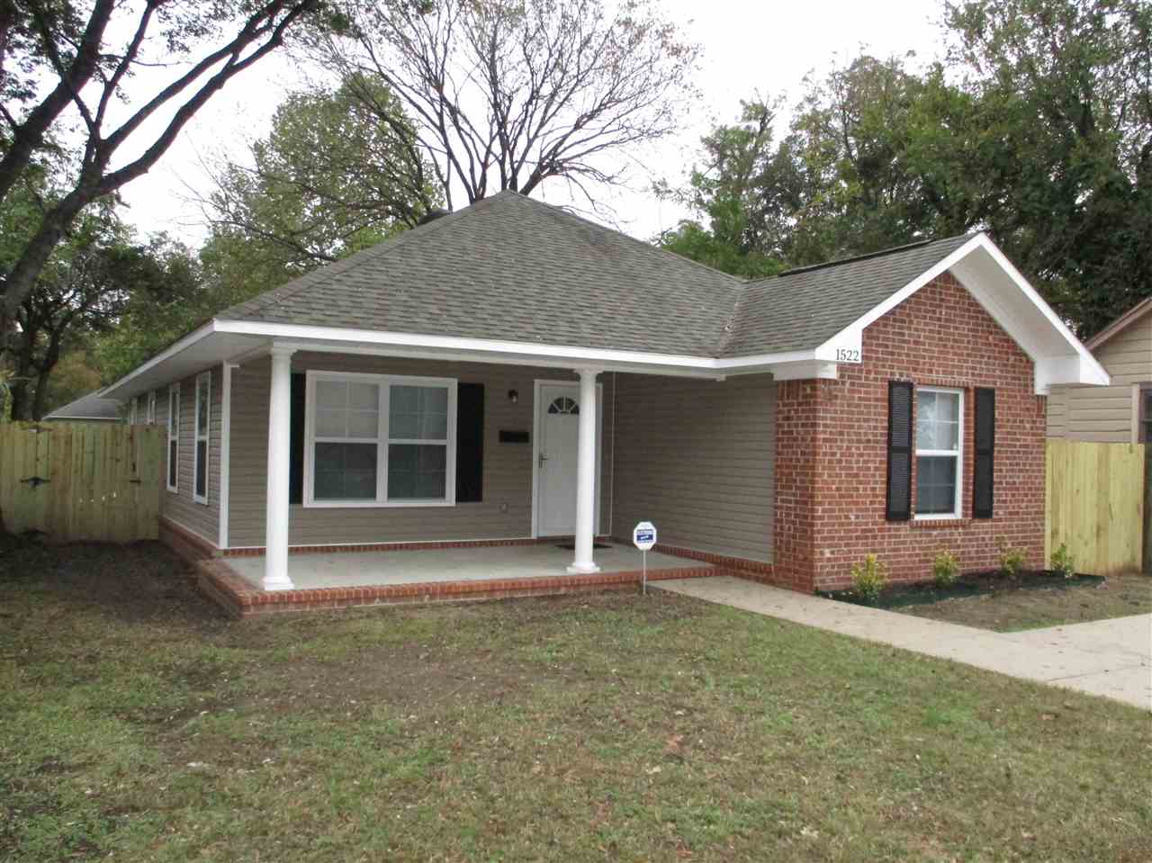 Holts - Residential Lease