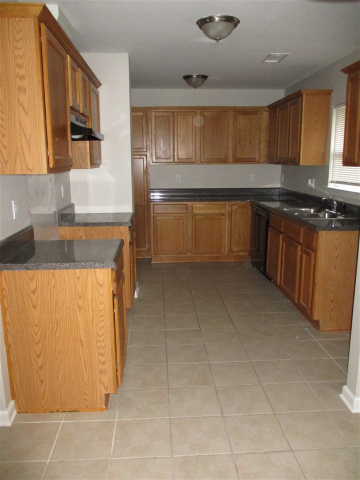 Holts - Residential Lease