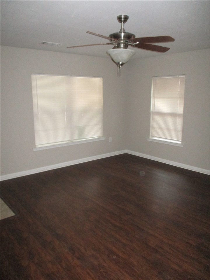 Holts - Residential Lease