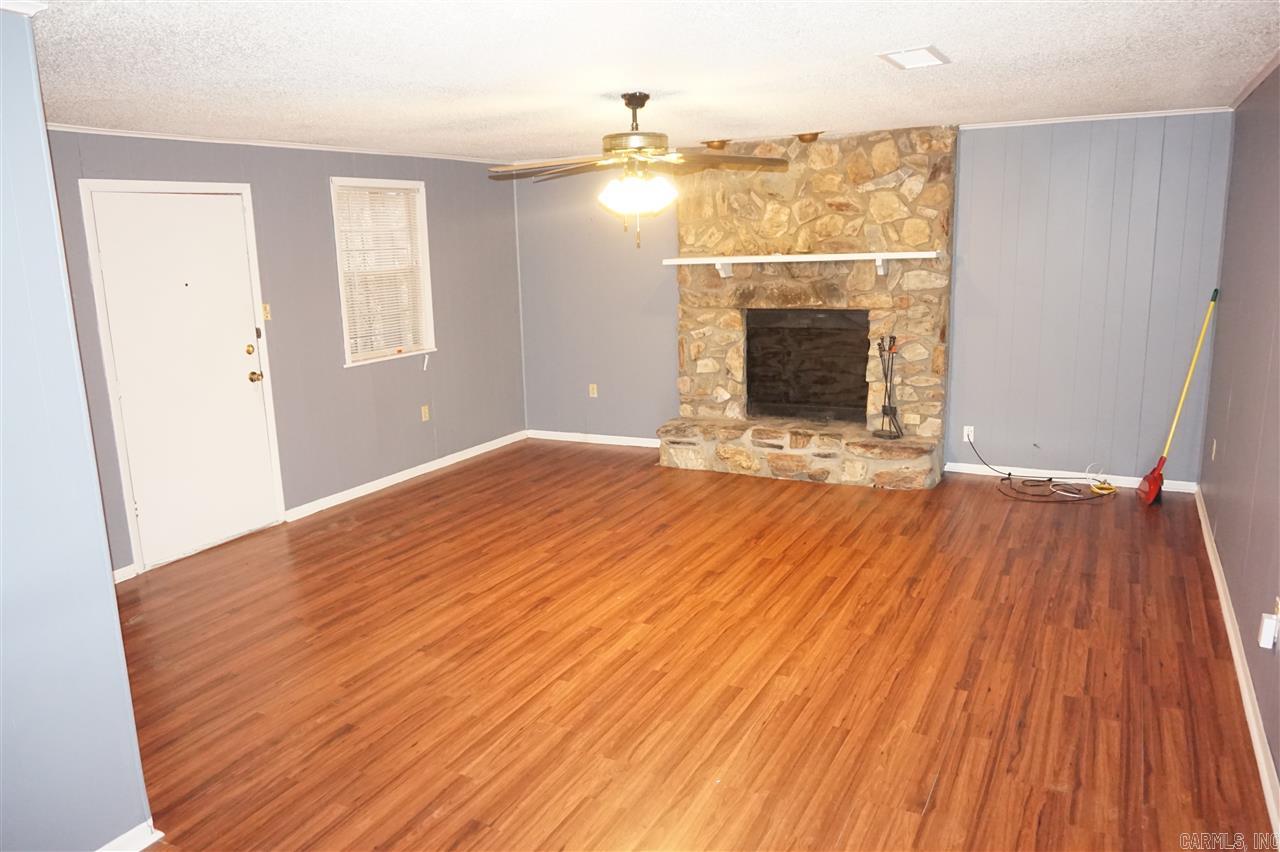 John Barrow L-11 - Residential Lease