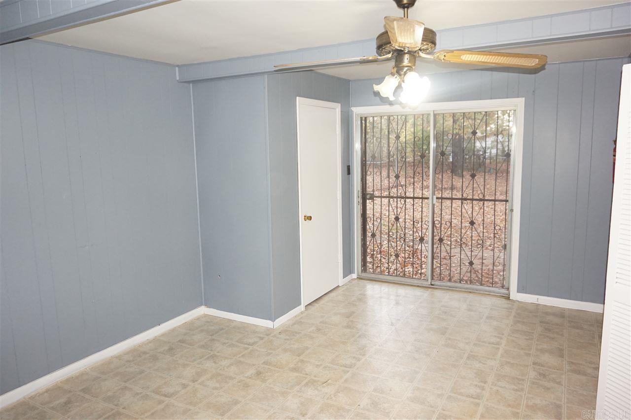 John Barrow L-11 - Residential Lease