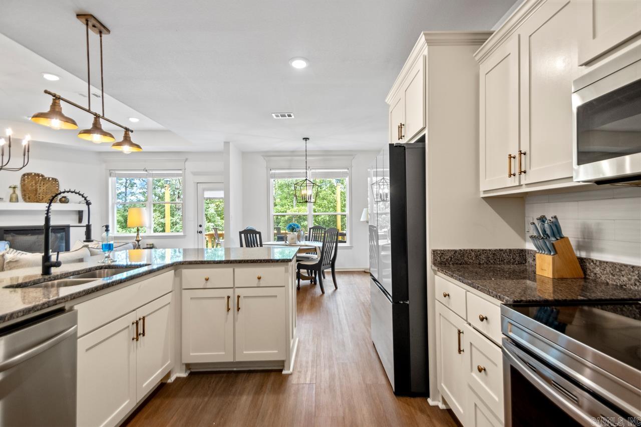 MAGNESS CREEK SUBDIVISION - Residential