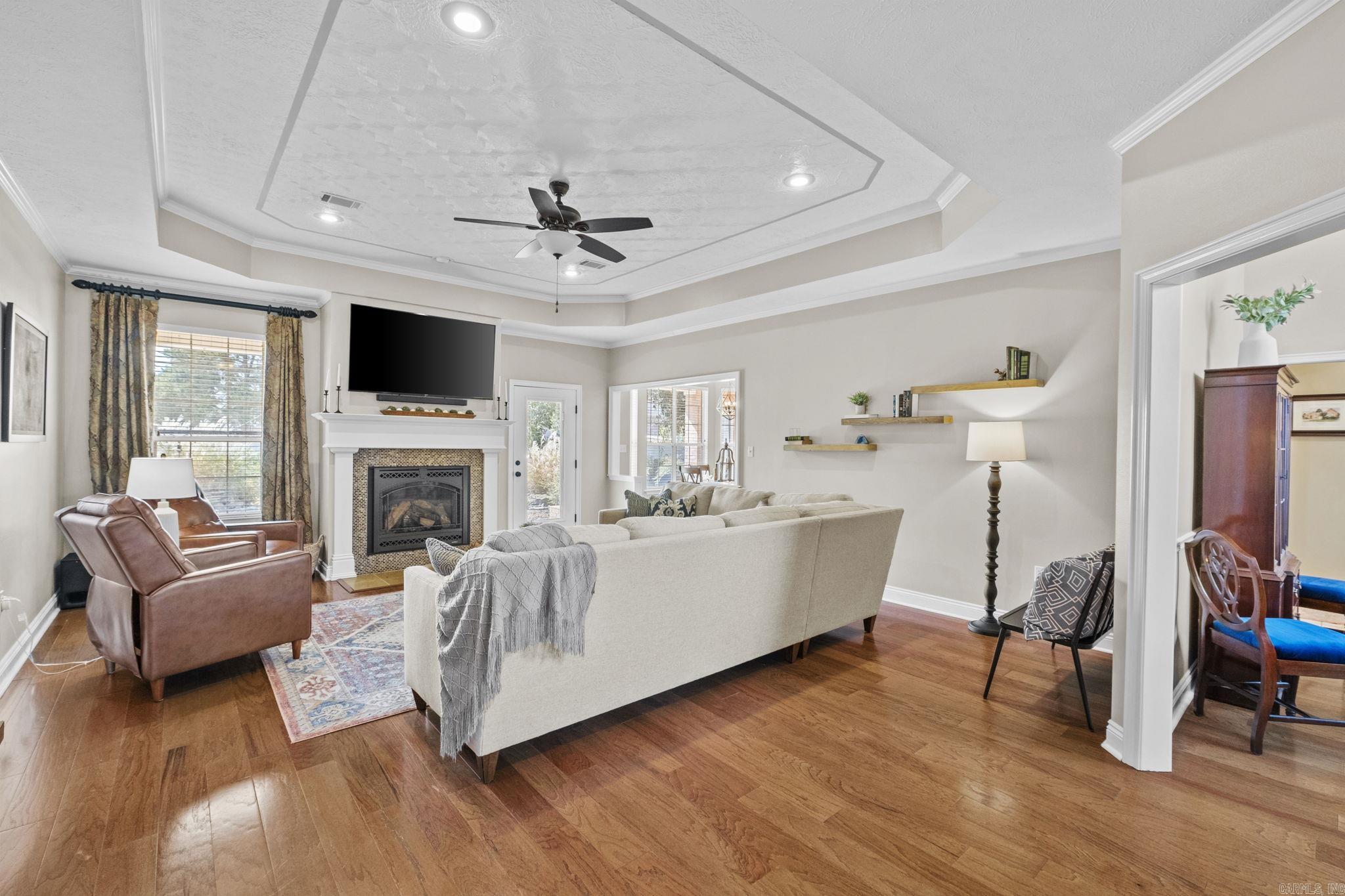 CATHERINE PLACE - Residential