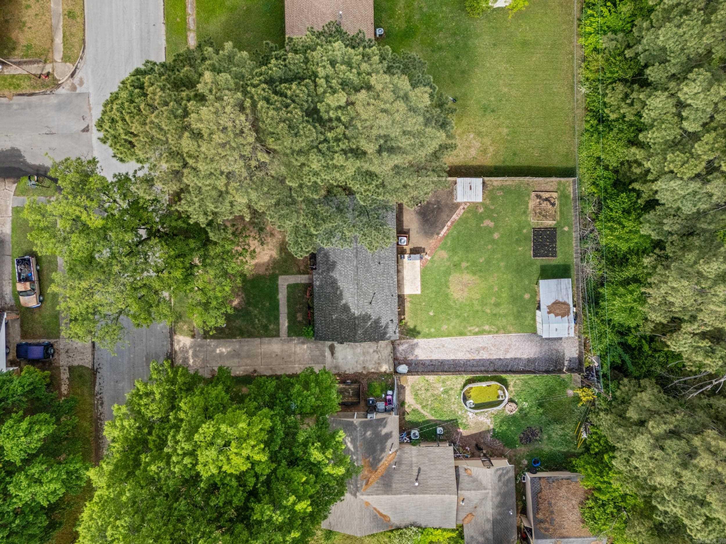 FALLIS ADDITION - Residential