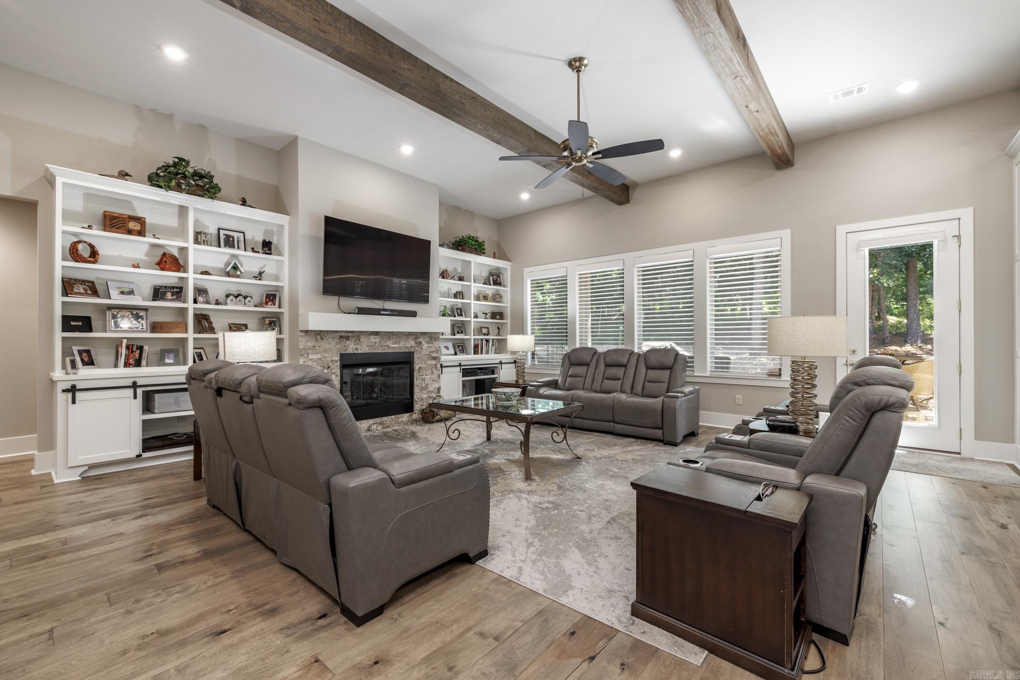 LADERA - Residential