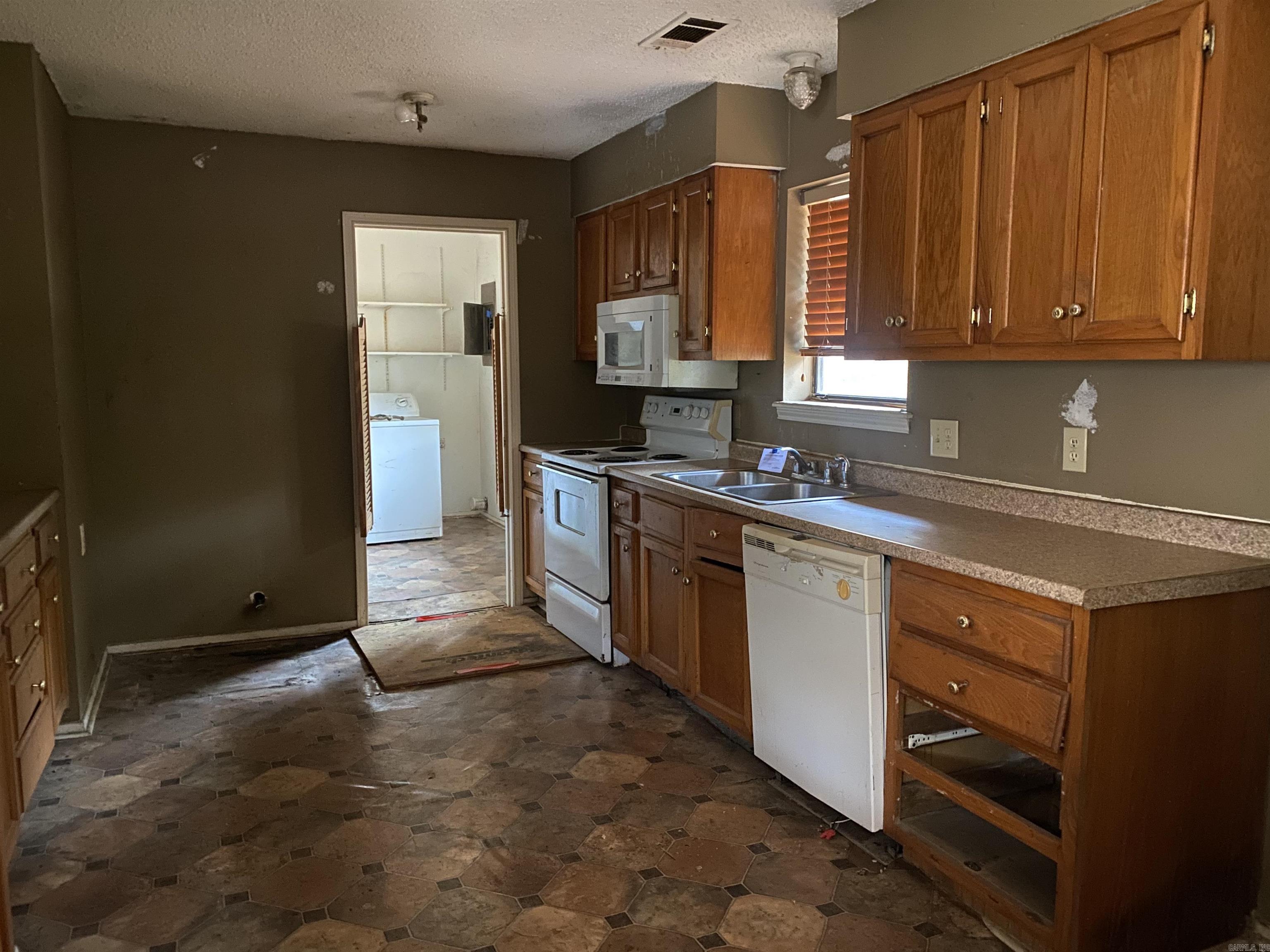 Clear Lake Estates - Residential