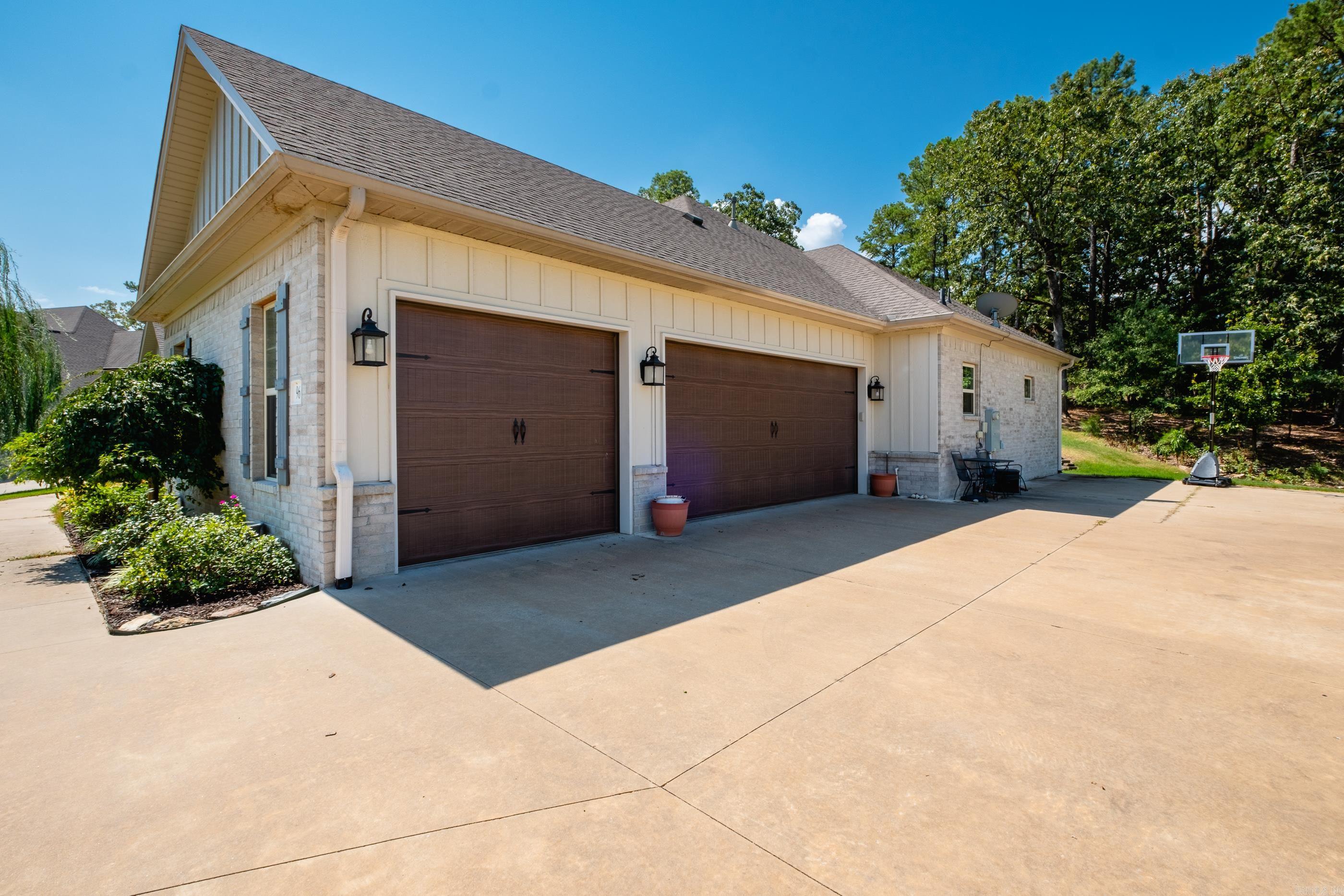 THE RANCH ADDN - Residential