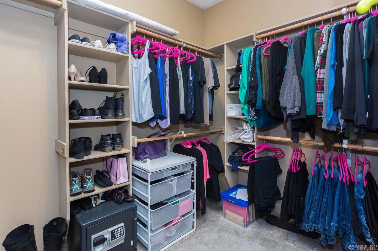 MAUMELLE VALLEY ESTATES - Residential