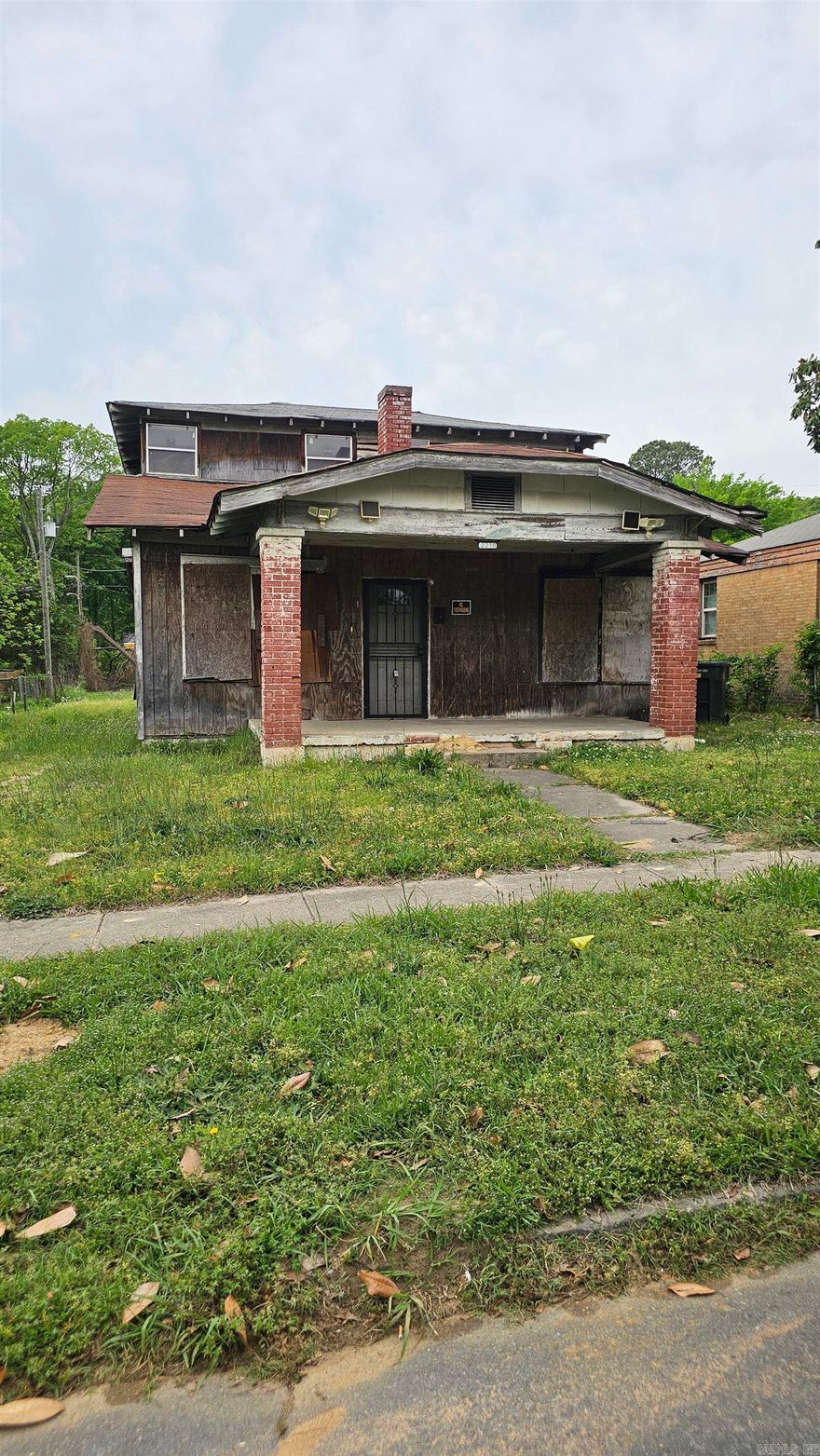 4 bedrooms and 2 baths. Sold before Listed