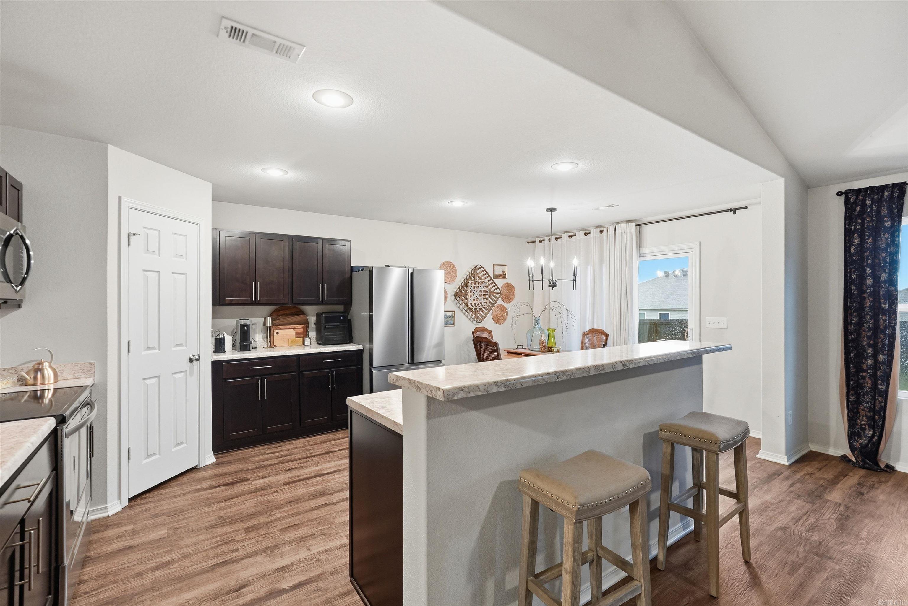 PARKWAY MEADOWS - Residential