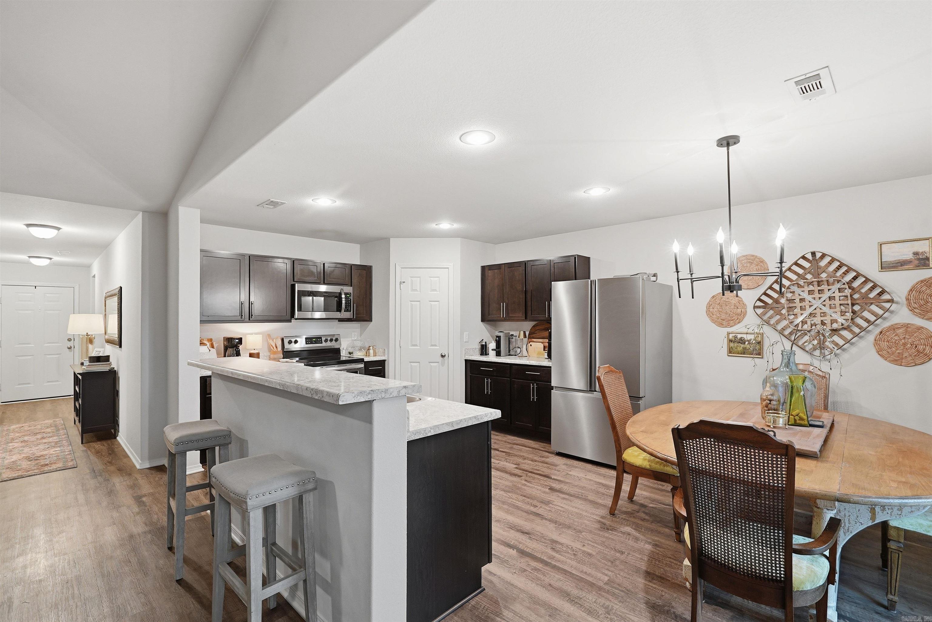 PARKWAY MEADOWS - Residential