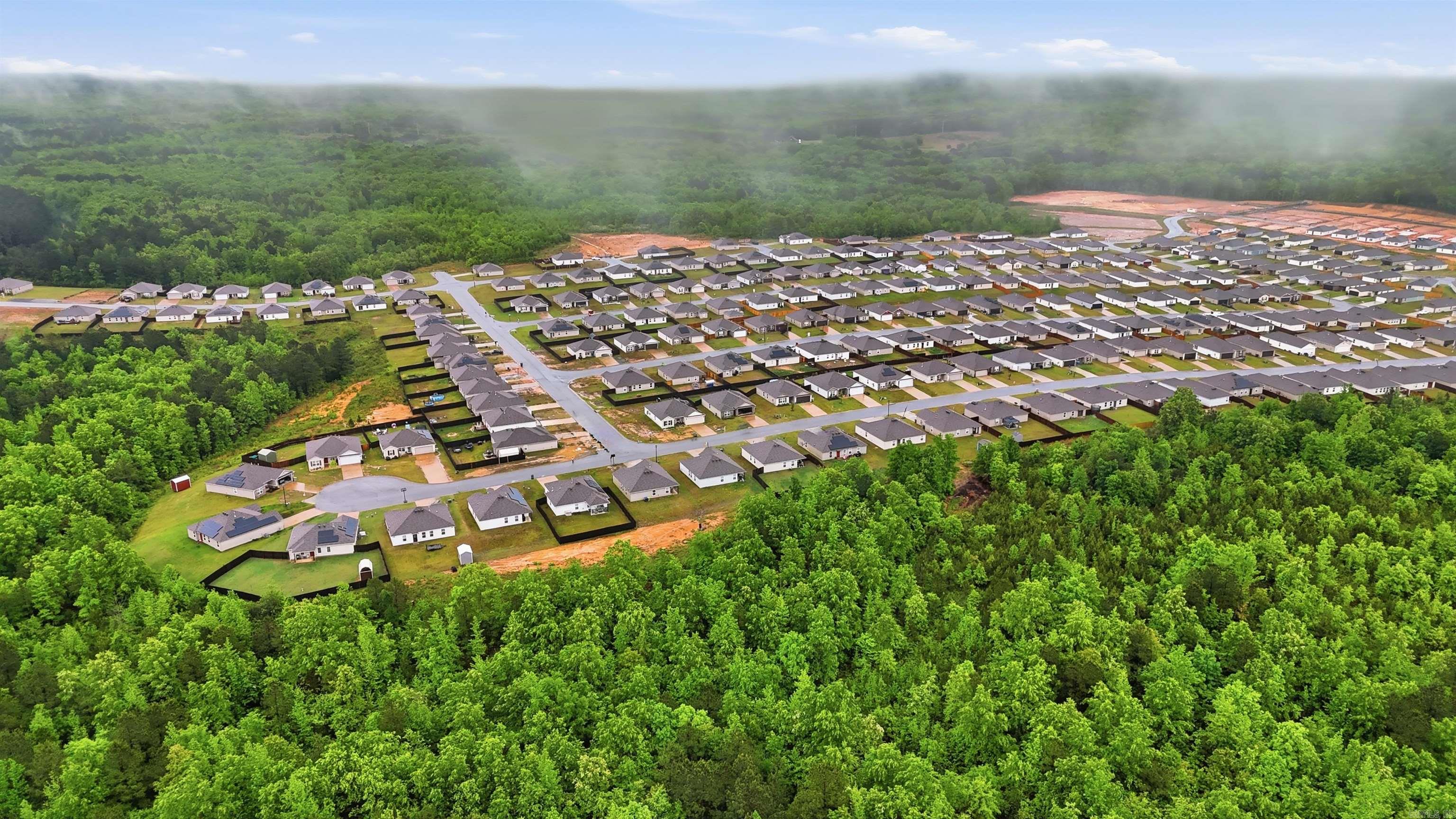 PARKWAY MEADOWS - Residential