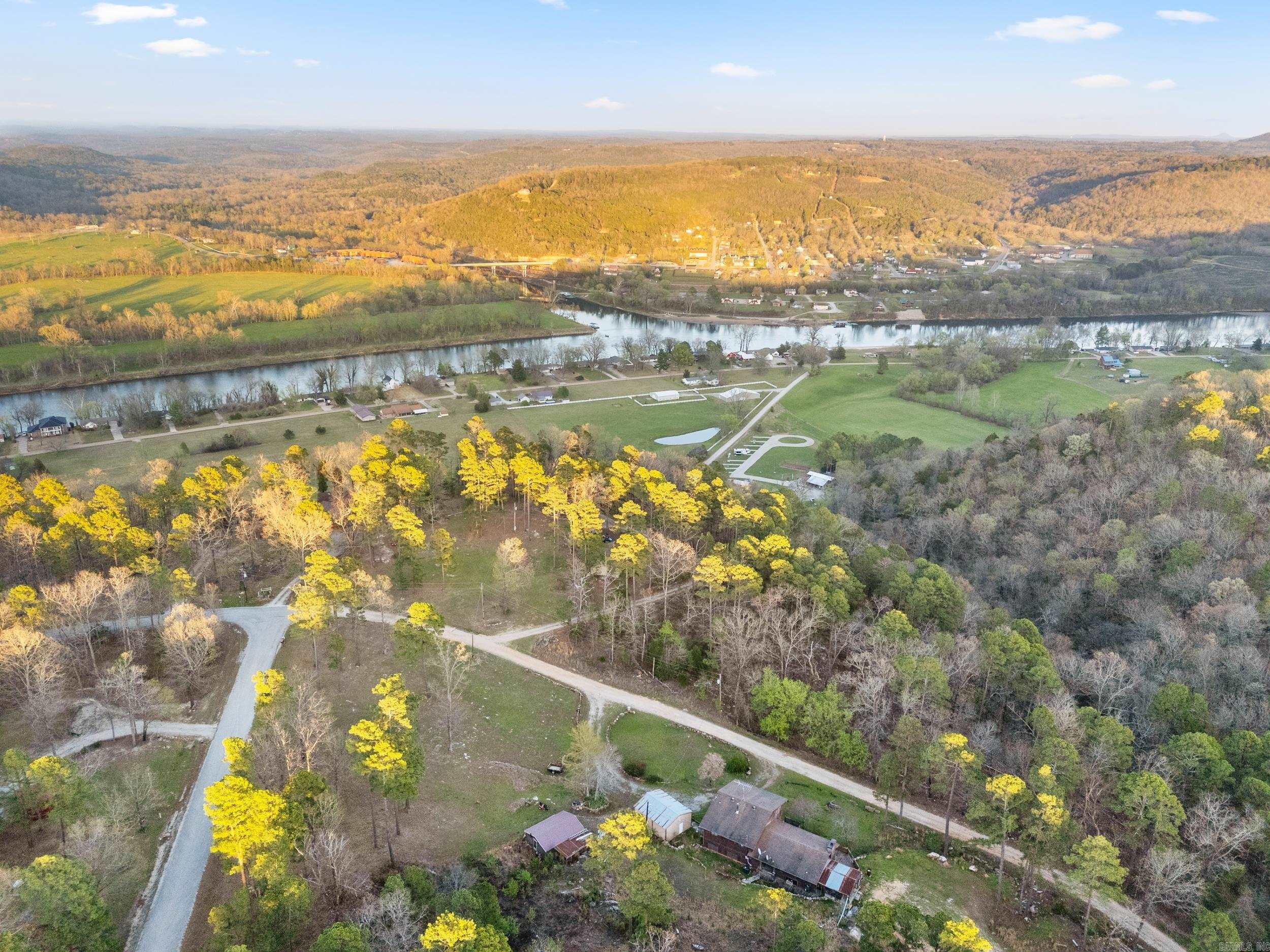 Norfork Village - Residential