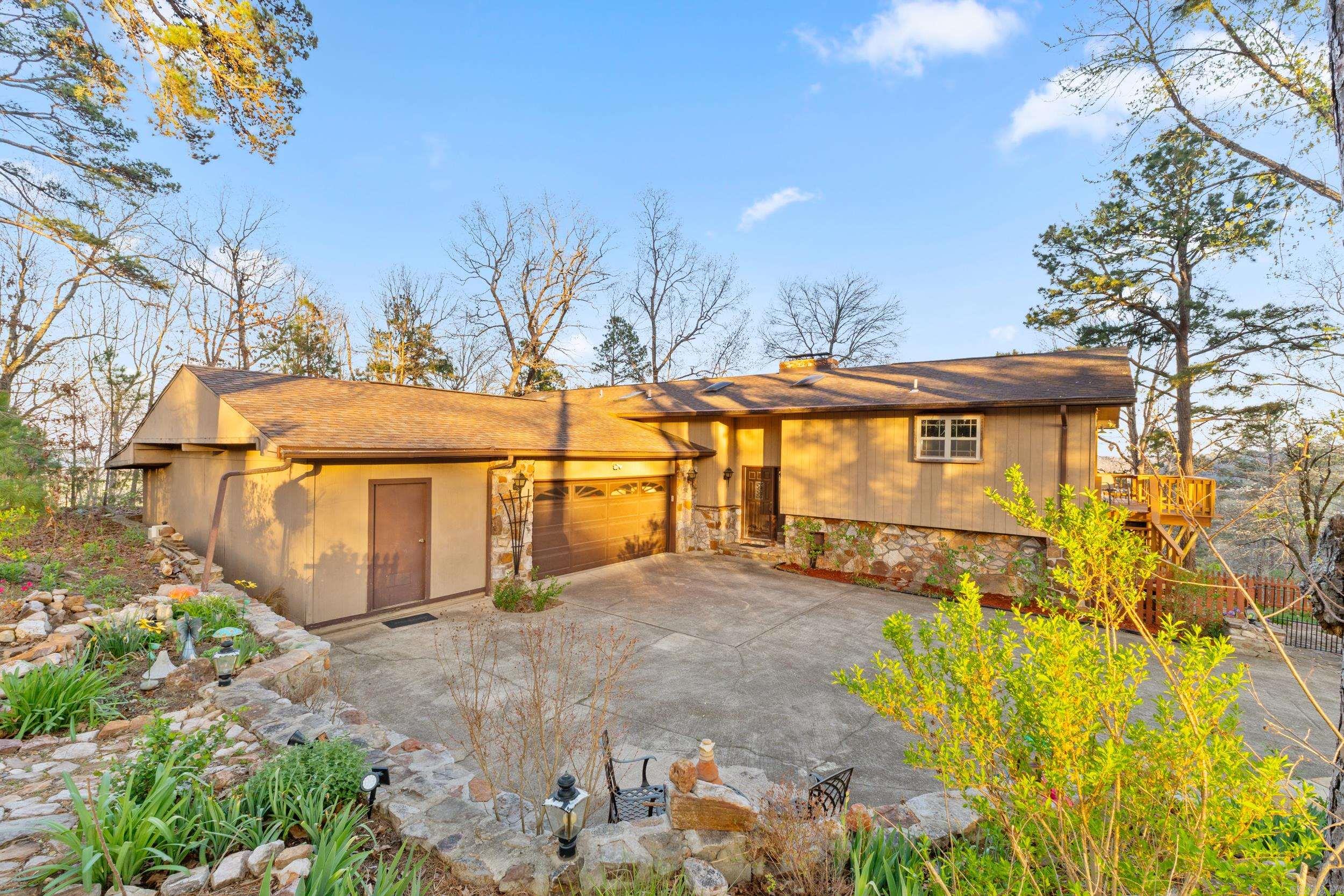 Norfork Village - Residential