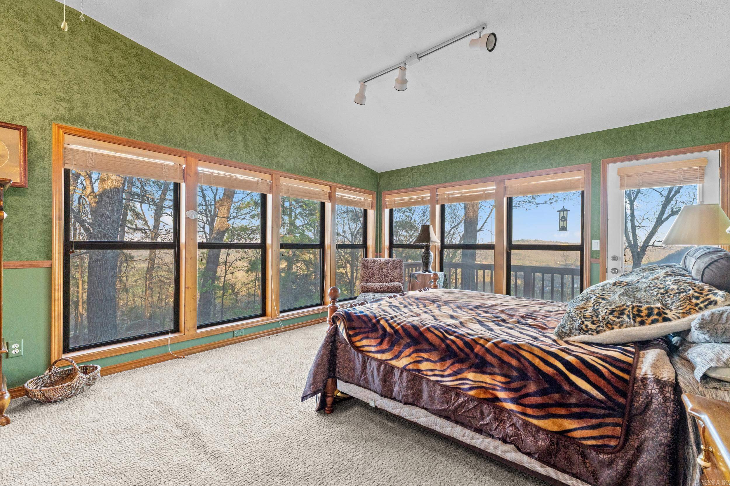 Norfork Village - Residential