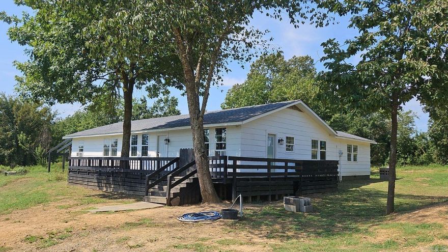 Head start to build your own Hobby Farm-9 acres w/2 ponds, mostly cleared land! Big 2184 sq. ft home offers 4 Beds, 2 baths, kitchen w/breakfast nook, bonus room ideal for an office or added 5th bedroom, 2 large living areas. All appliances convey. New roof this year, New Heat & Air, big deck and lots of room to enjoy the good life! CALL TODAY TO SEE THIS ONE!