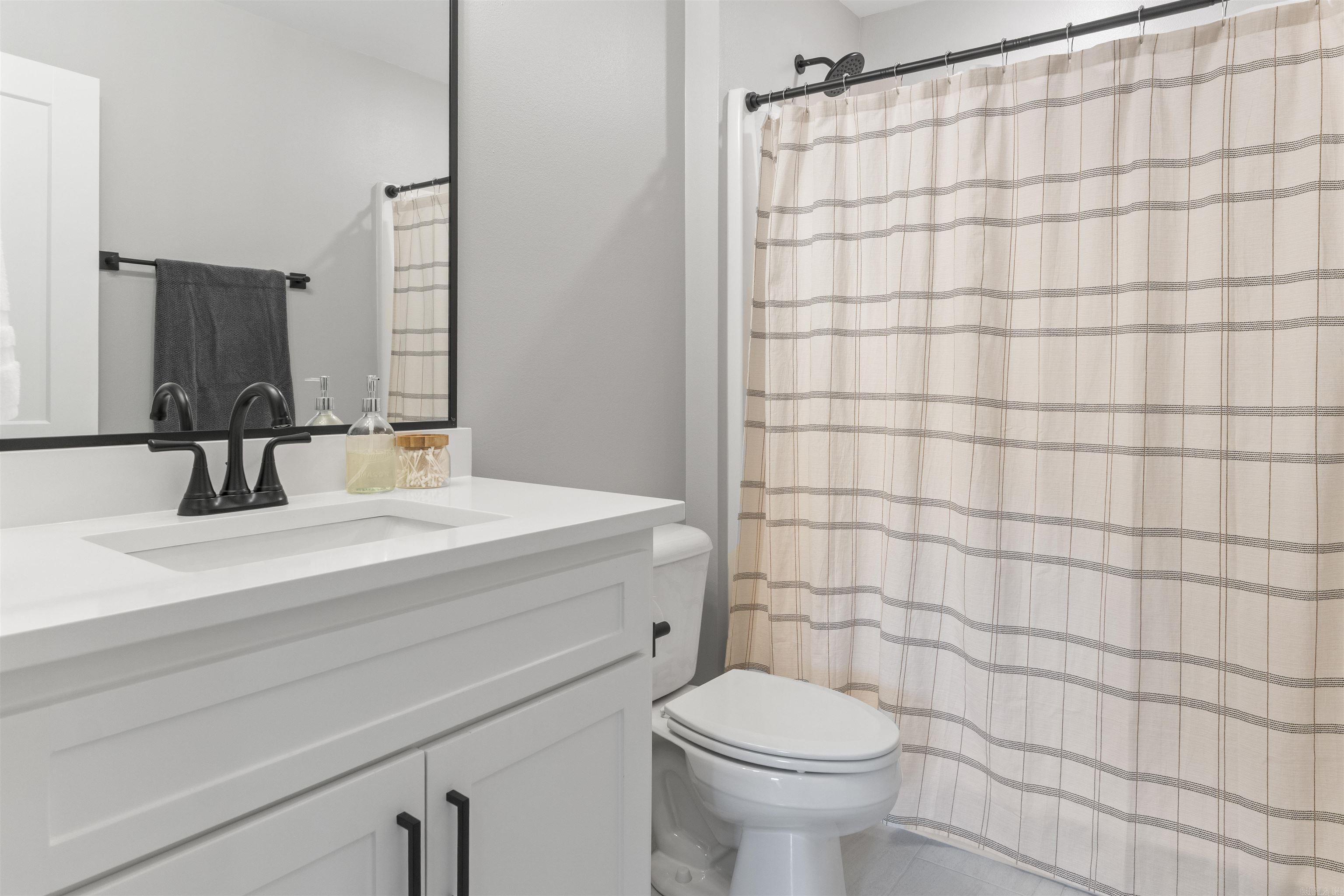 HAZEL OAK - Residential