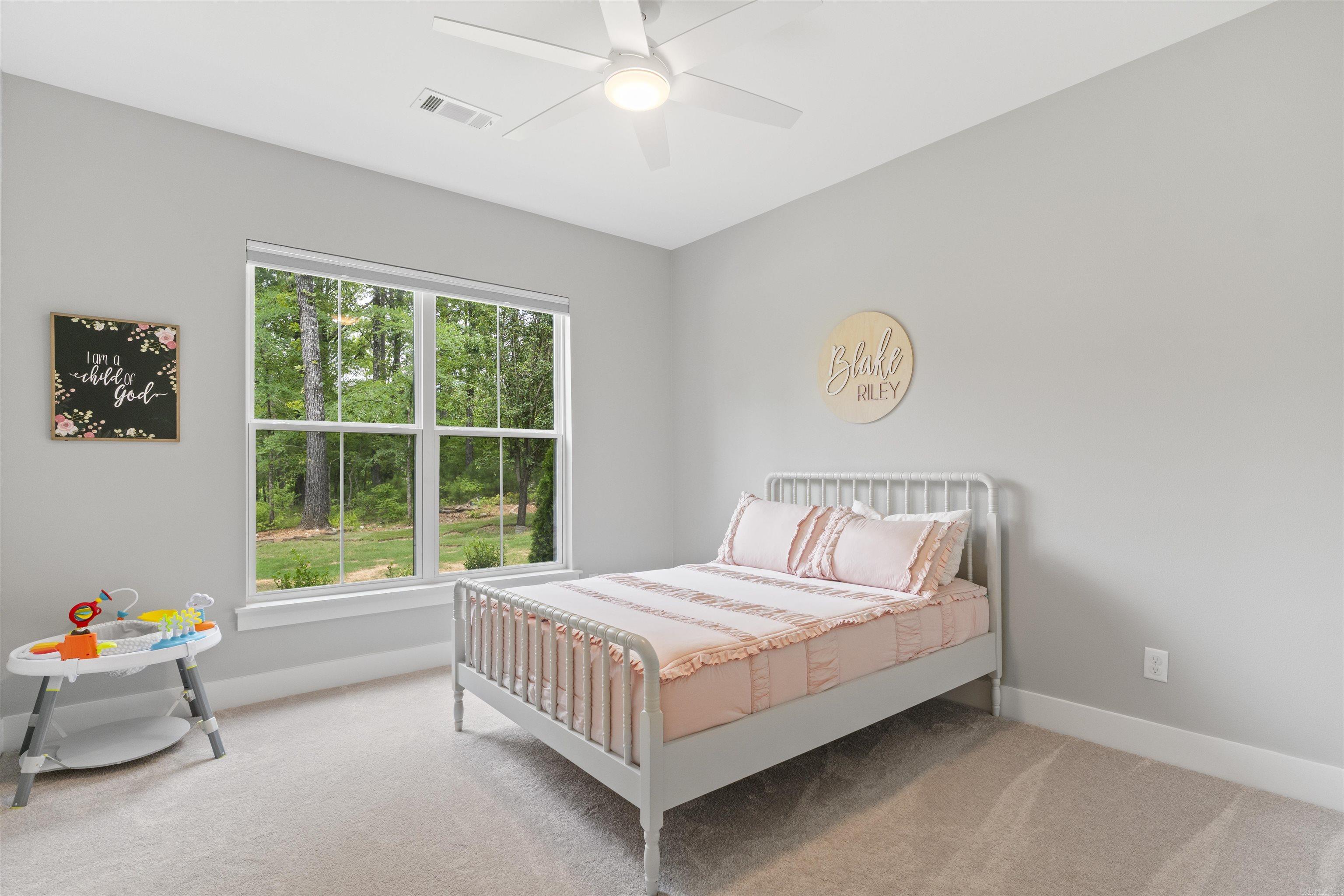 HAZEL OAK - Residential