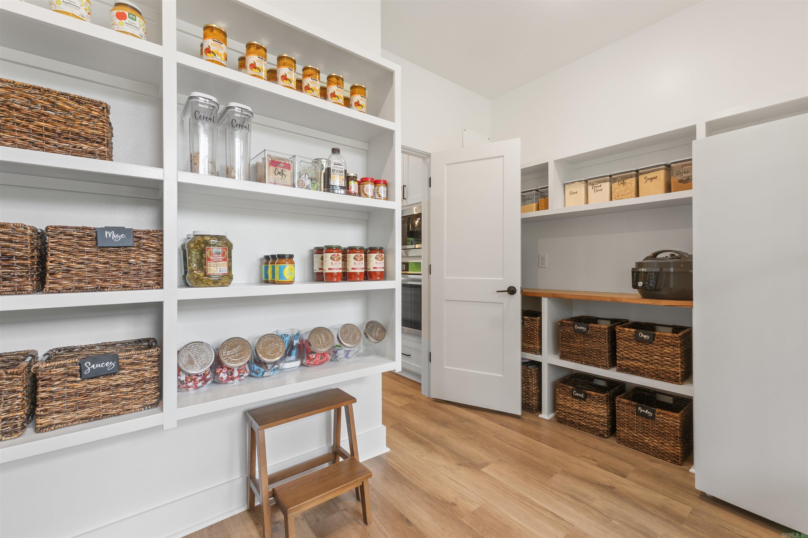 HAZEL OAK - Residential