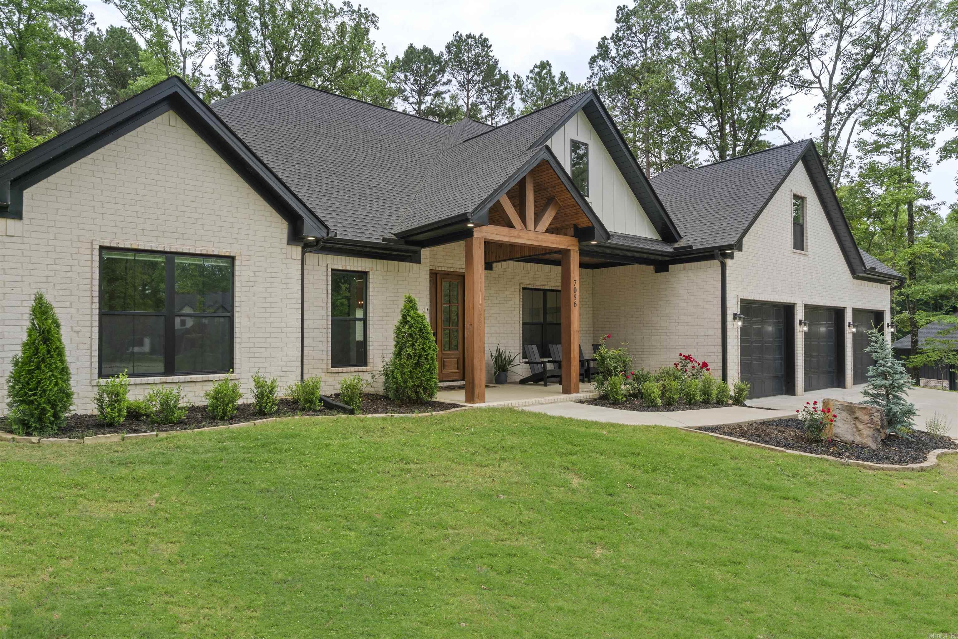 HAZEL OAK - Residential