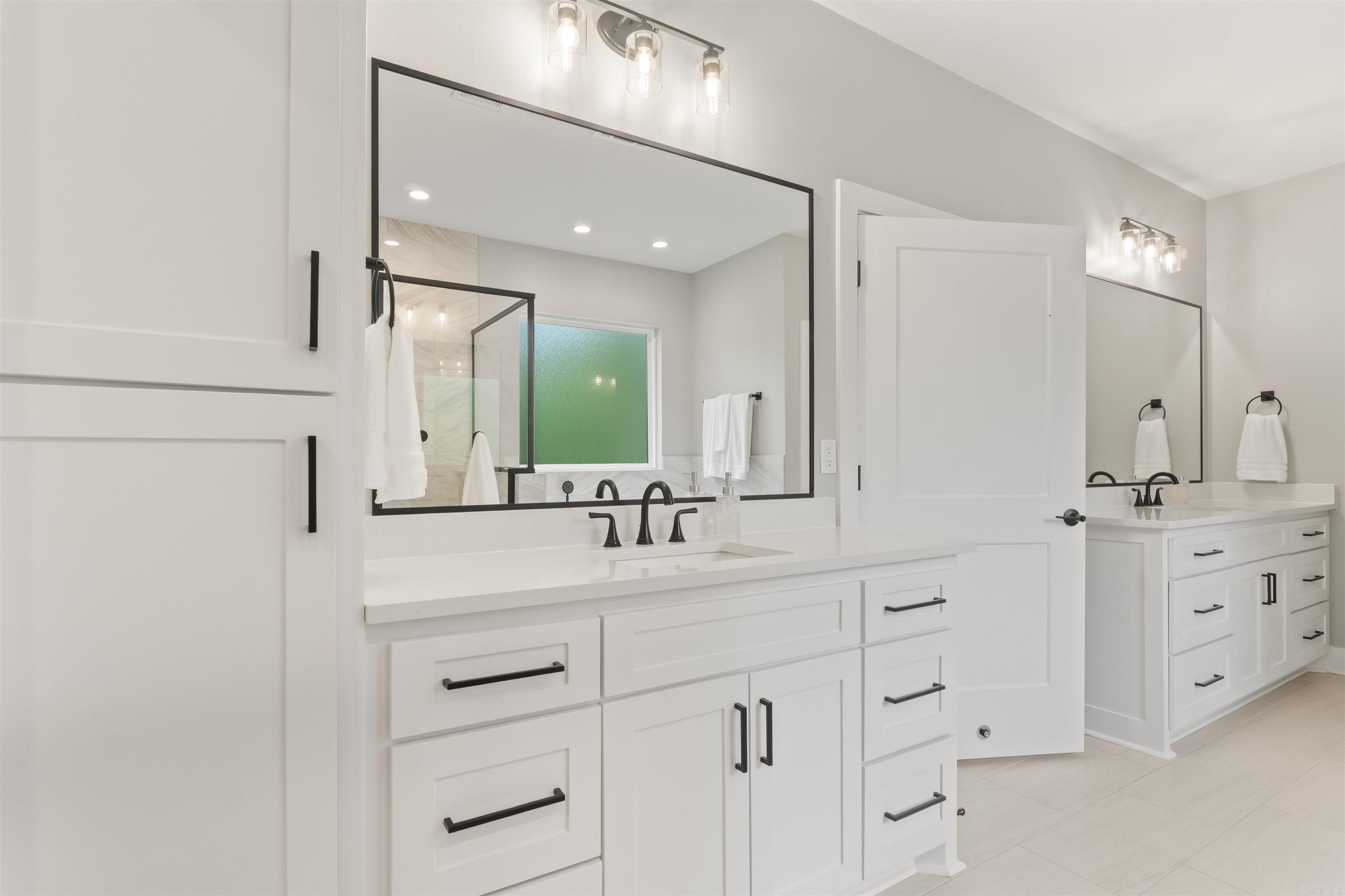 HAZEL OAK - Residential