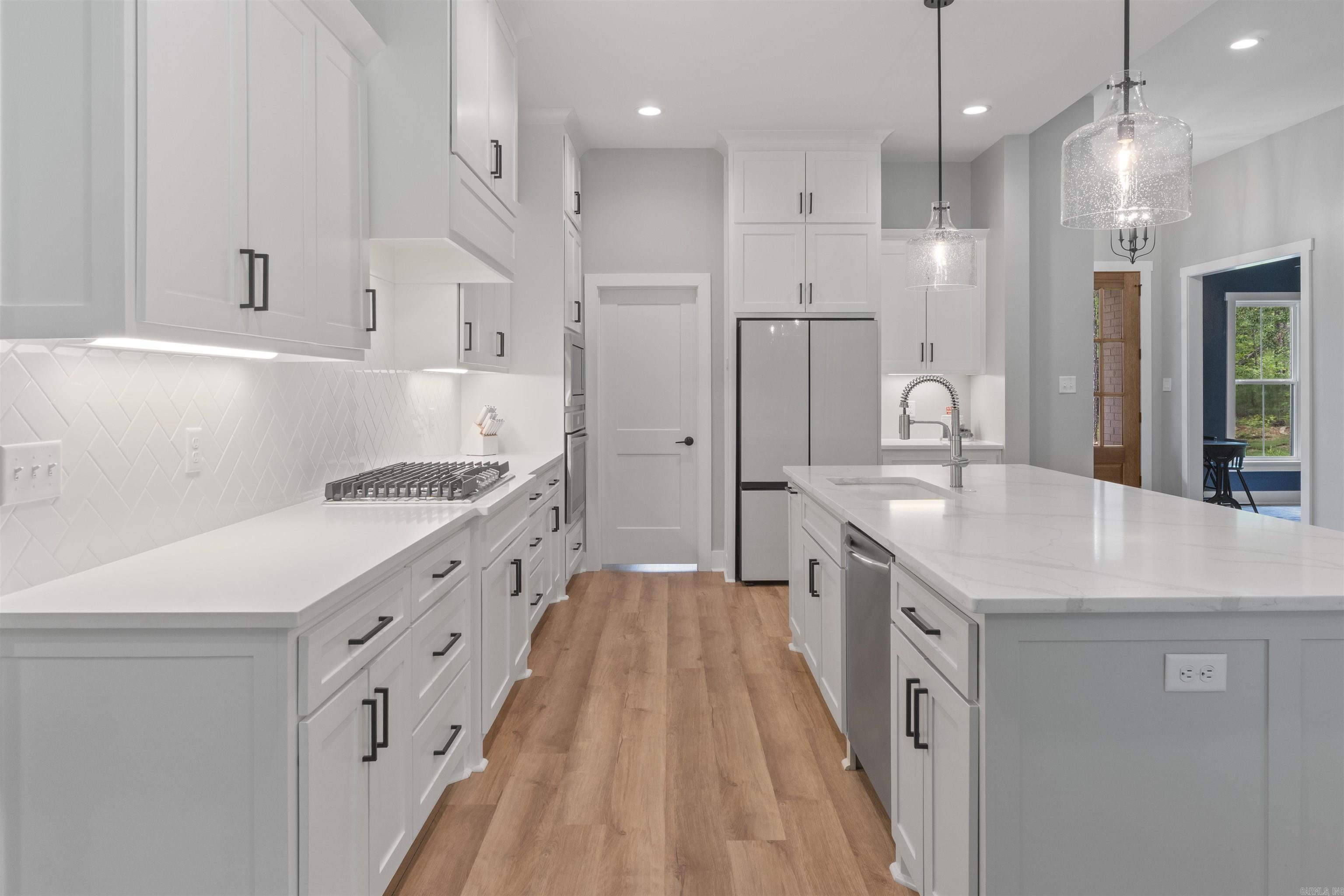 HAZEL OAK - Residential