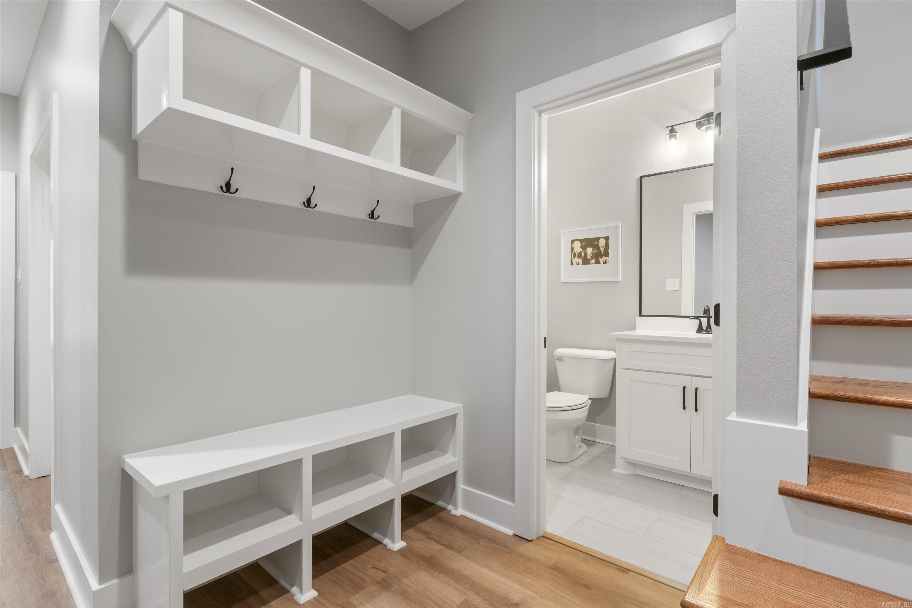 HAZEL OAK - Residential