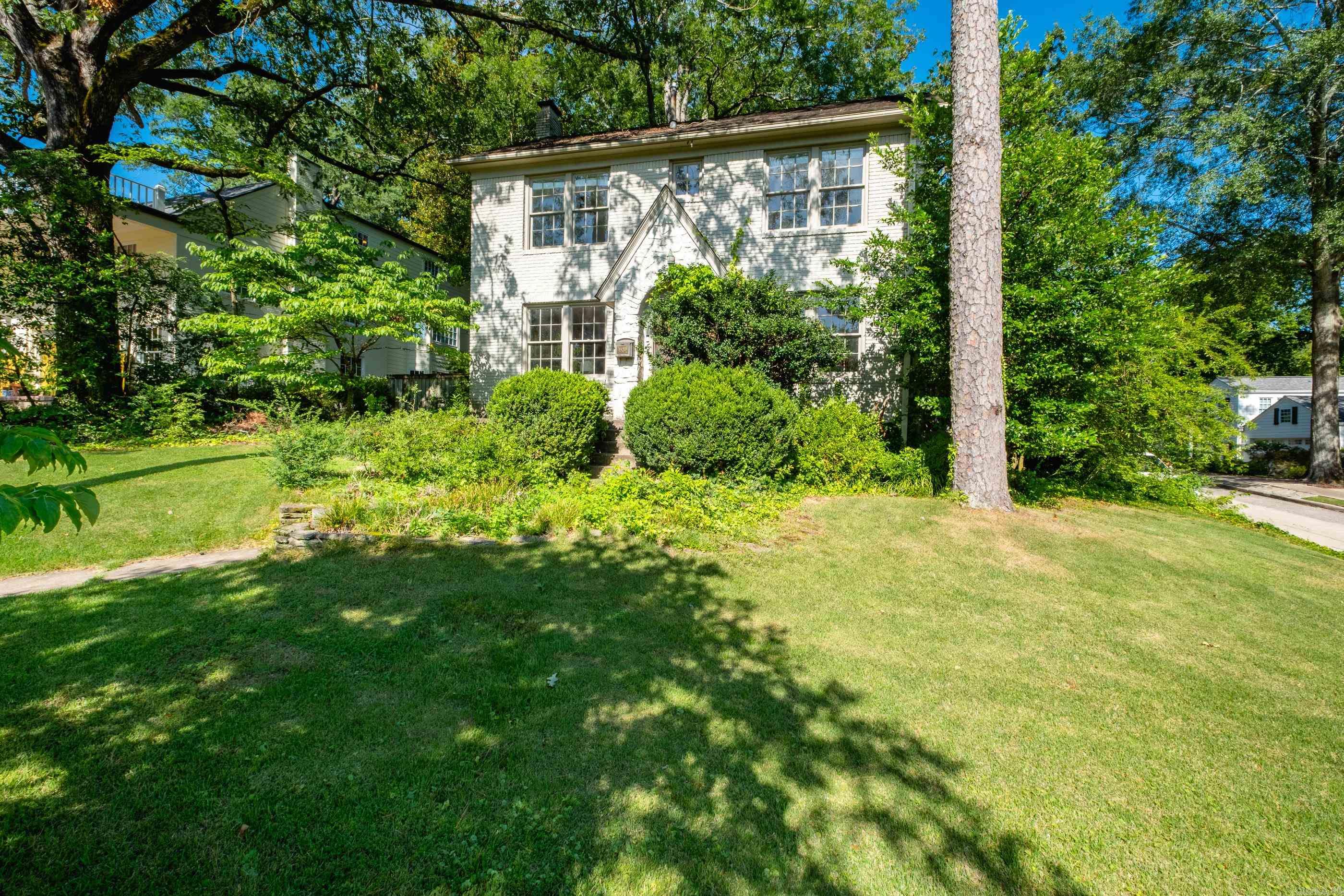 SHADOWLAWN - Residential