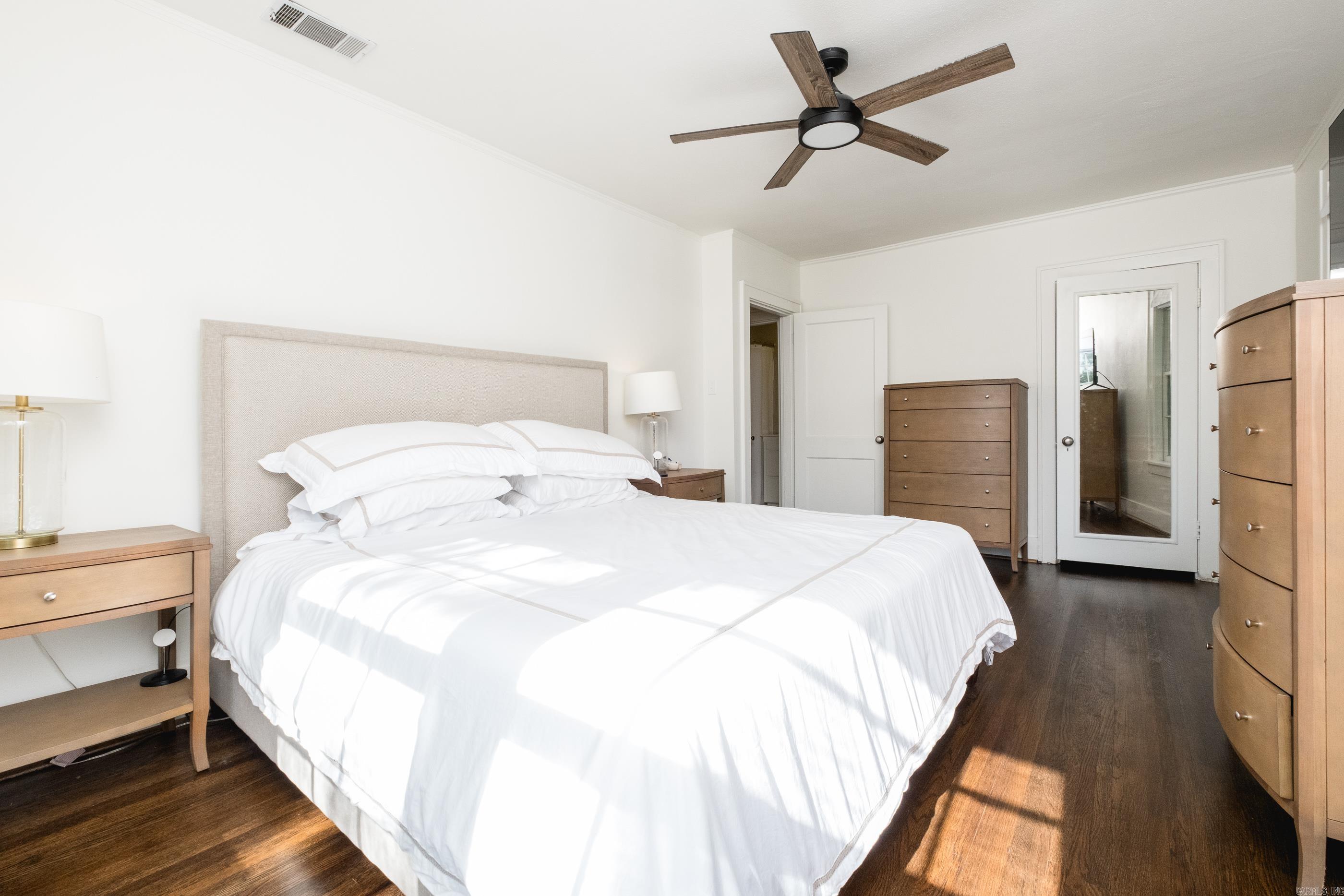 SHADOWLAWN - Residential