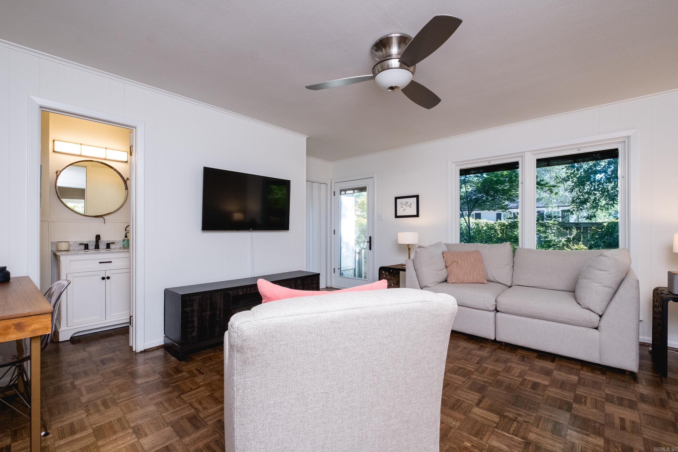 SHADOWLAWN - Residential