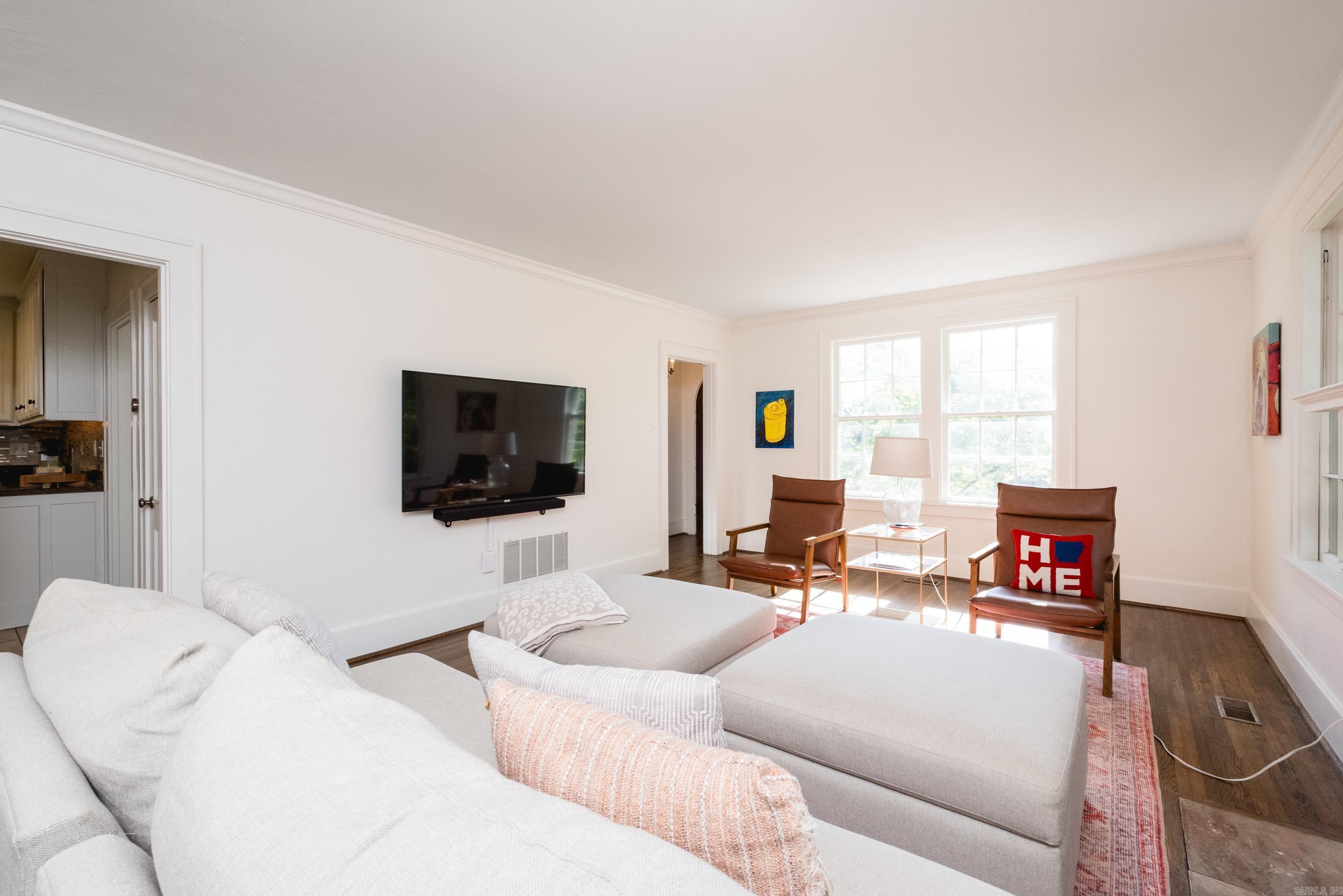 SHADOWLAWN - Residential