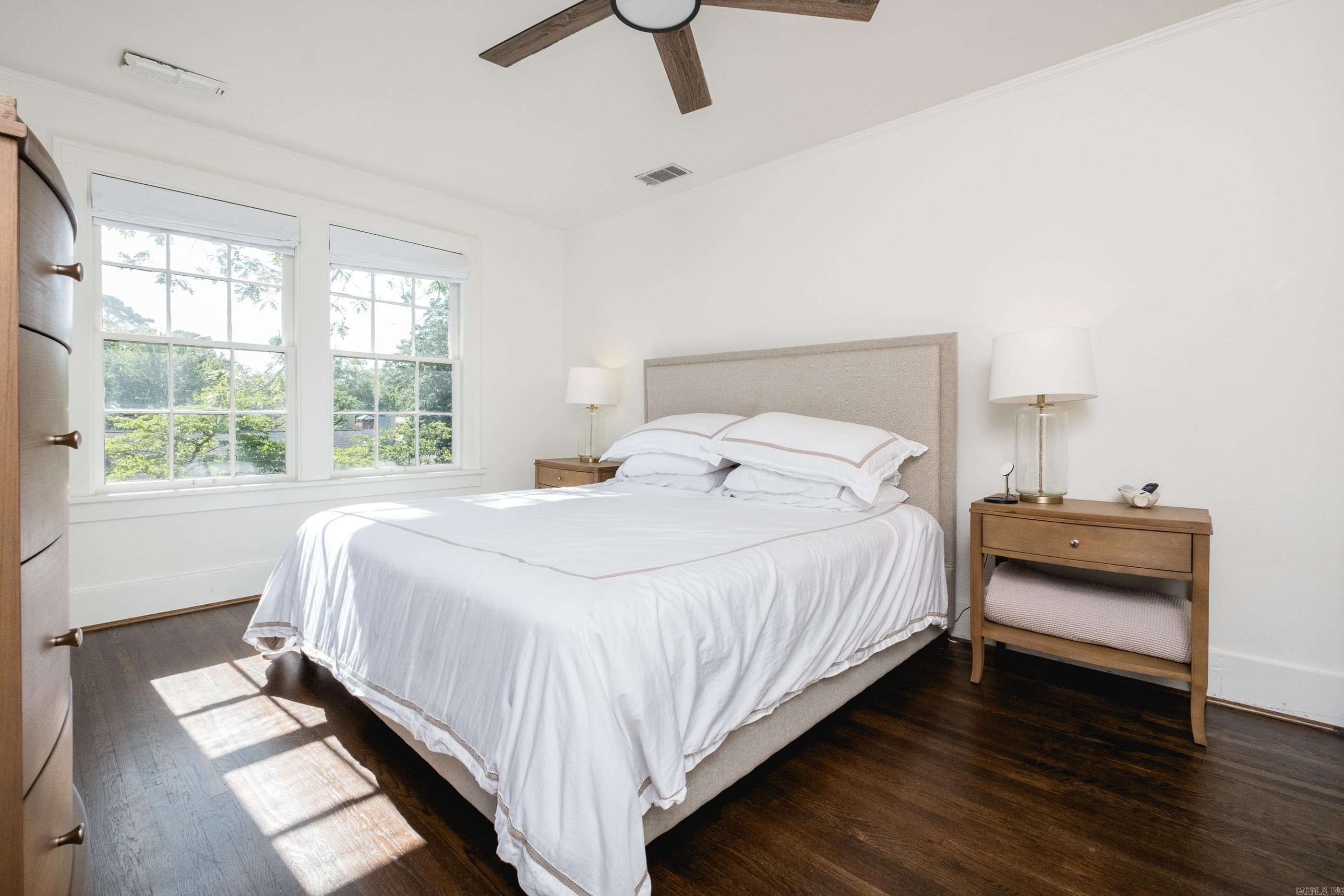 SHADOWLAWN - Residential