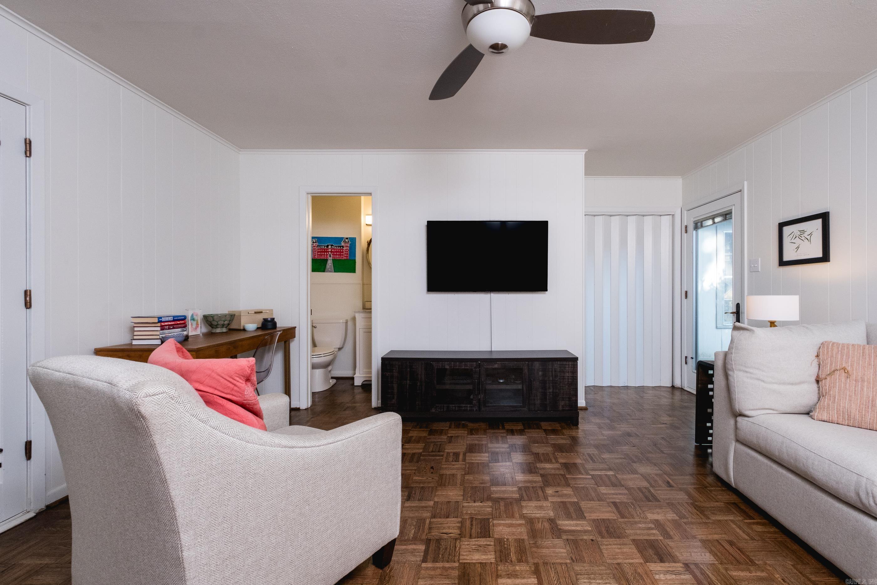 SHADOWLAWN - Residential