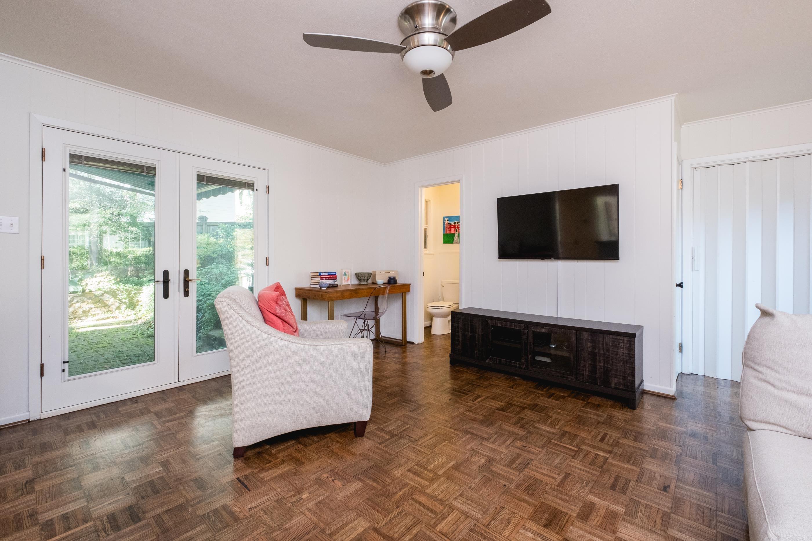 SHADOWLAWN - Residential