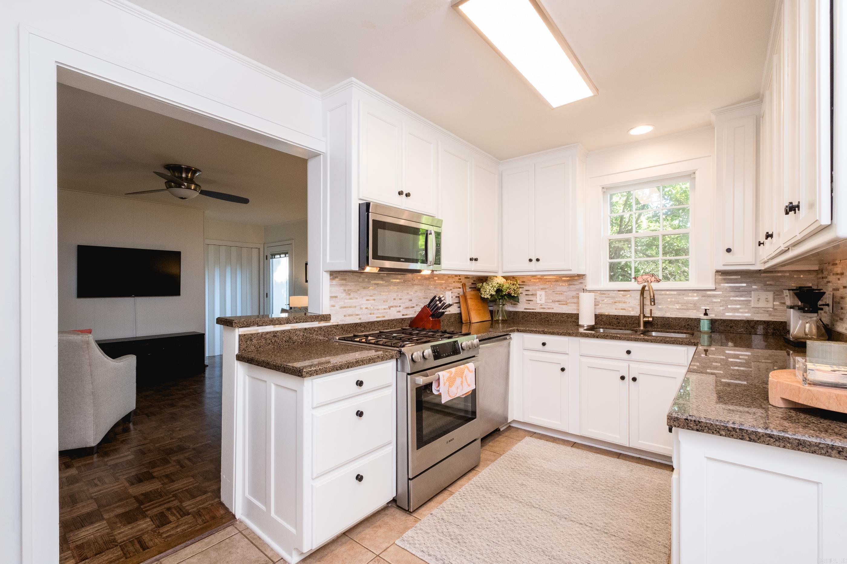 SHADOWLAWN - Residential