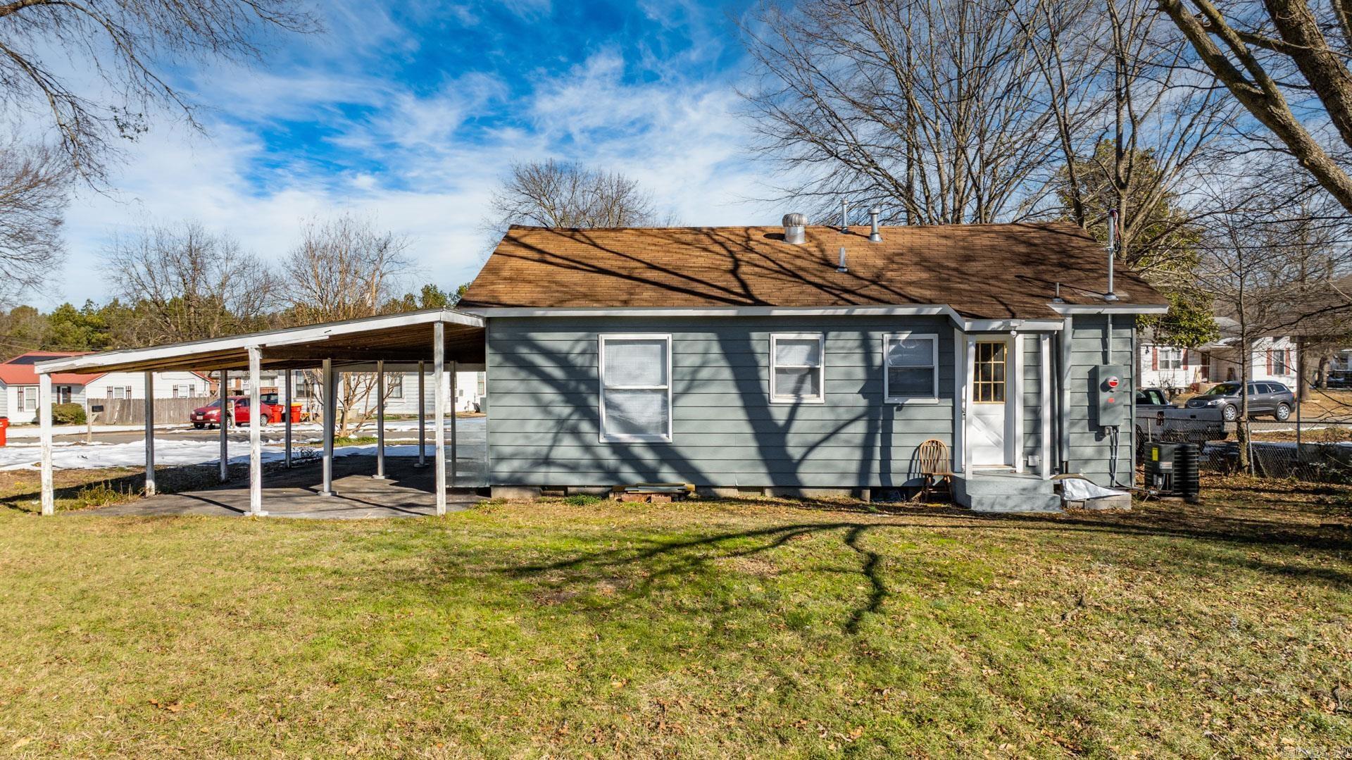 MORGAN-LOH - Residential