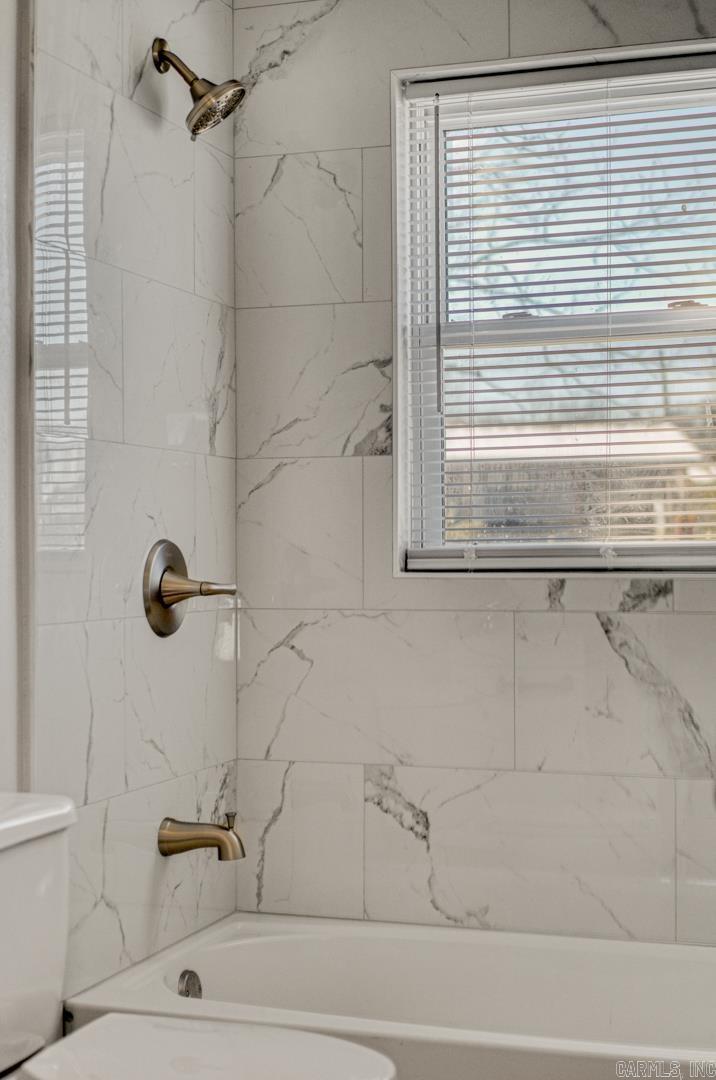 MORGAN-LOH - Residential