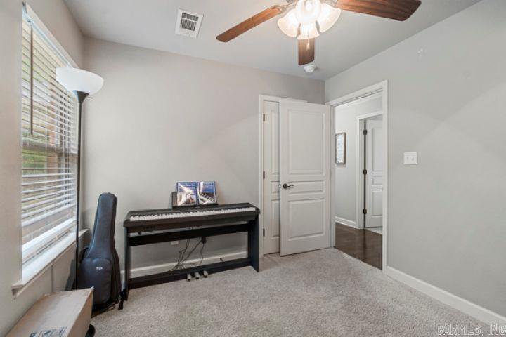 HUNTINGTON PLACE - Residential