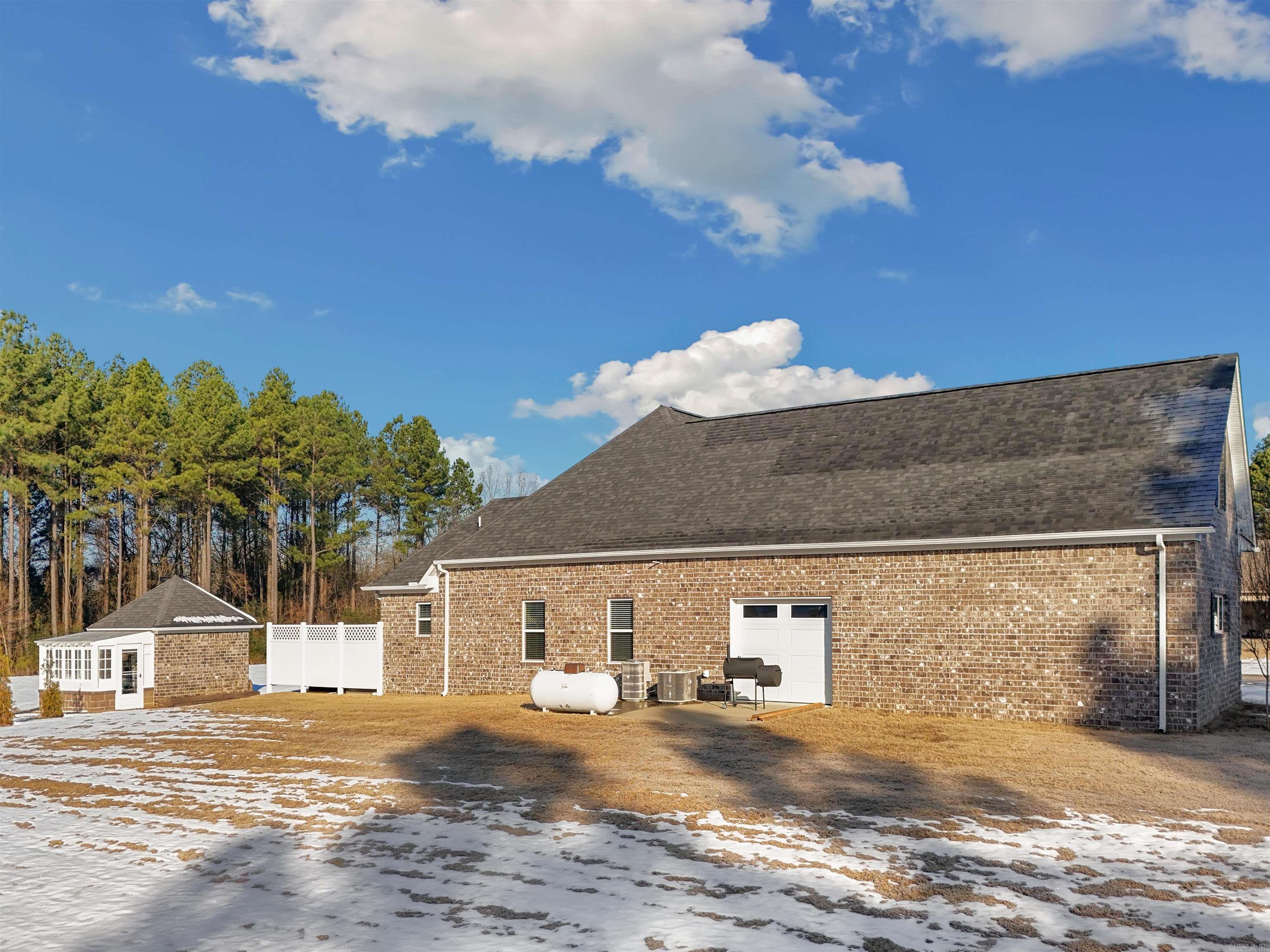 Oak View - Residential