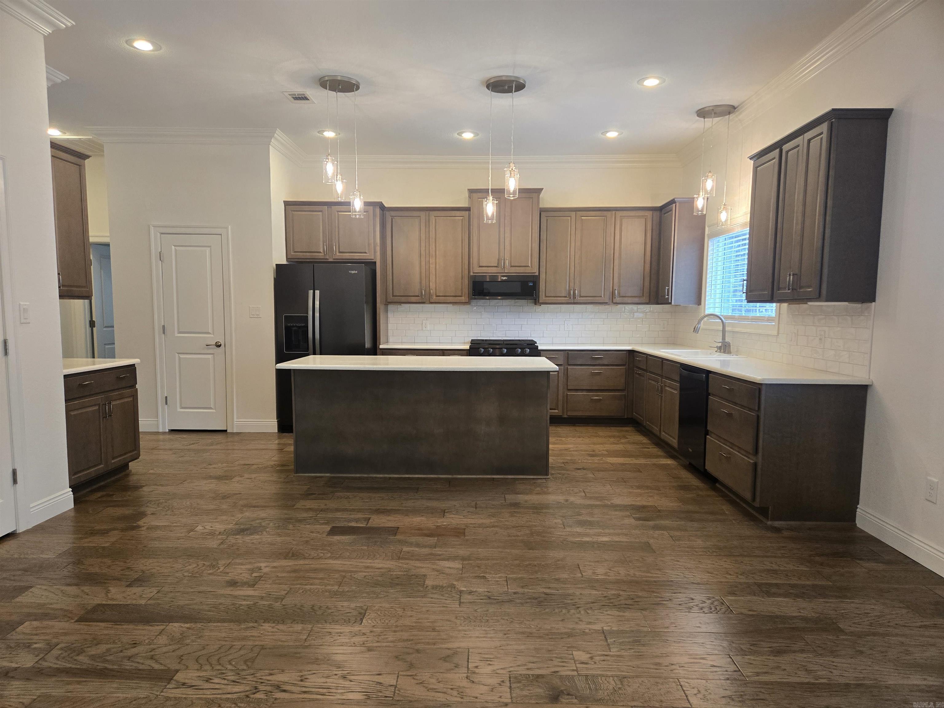 Oak View - Residential