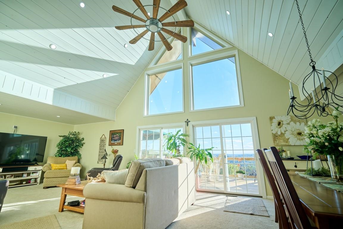 KIMA THIRD - Residential