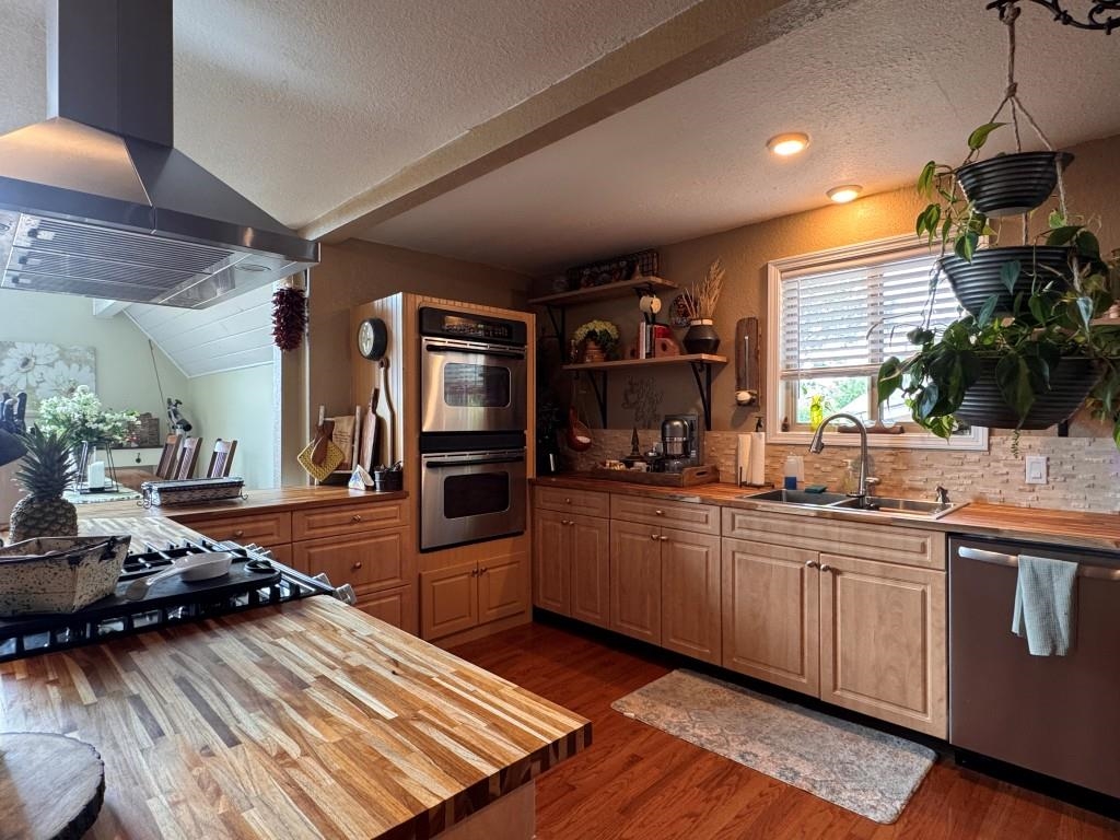 KIMA THIRD - Residential