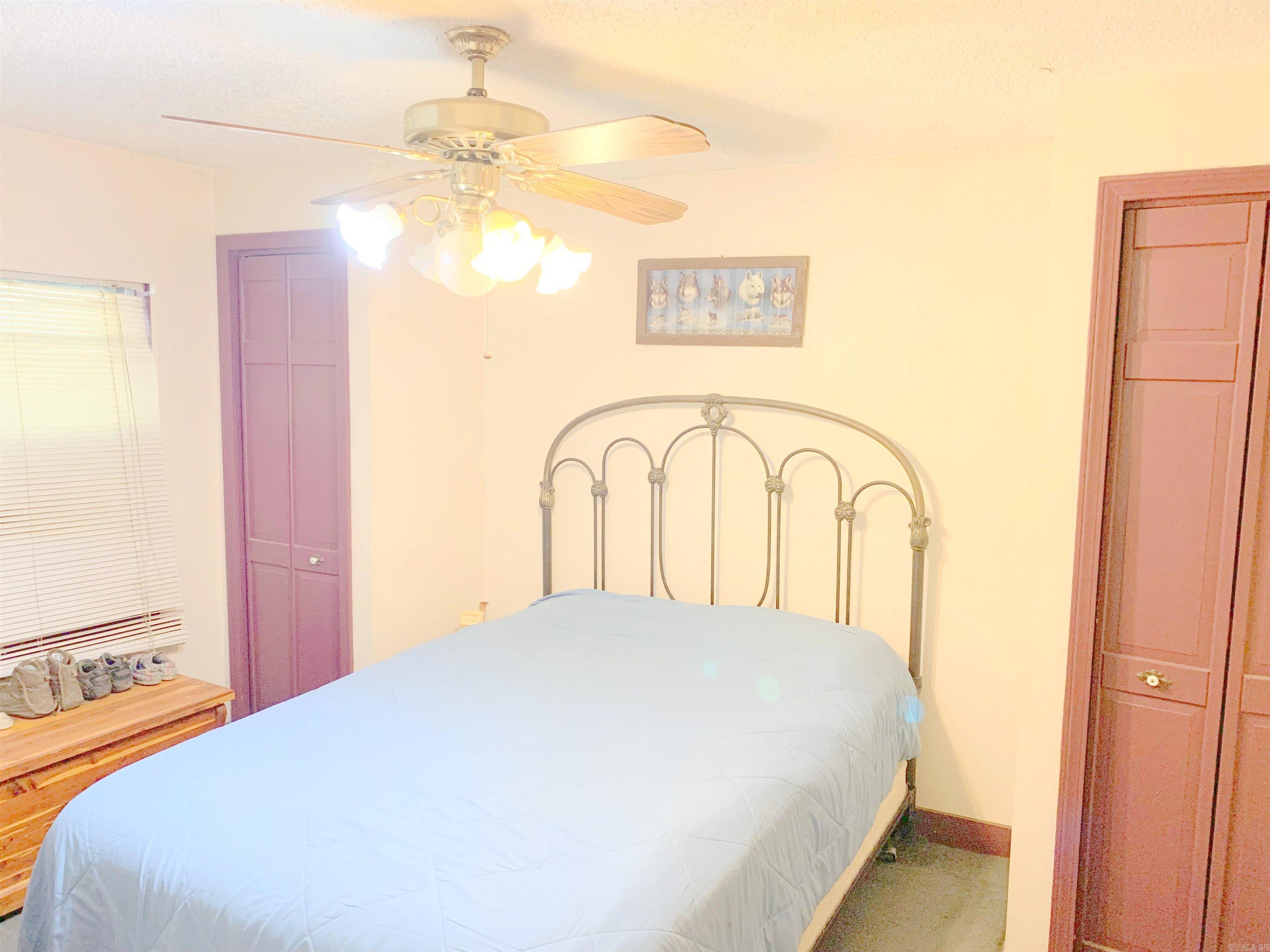 SHACKLEFORD ACRES - Residential