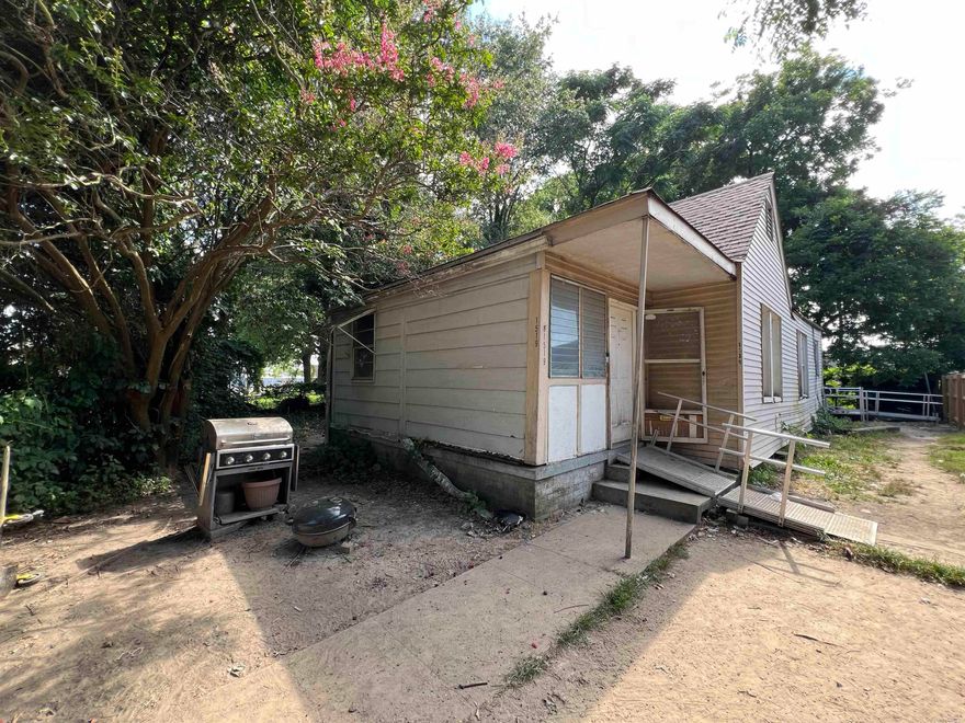 Discover a great value-add opportunity with this 3-bedroom, 1-bath fixer-upper, priced to sell and full of potential. Conveniently located near parks, dining, and schools, this property is ideal for investors looking for their next fix-and-flip or a solid buy-and-hold rental. With the right vision and updates, this home could become a standout in the area—don’t miss your chance to make it your next project! As-is/where-is.  No seller property disclosure available.