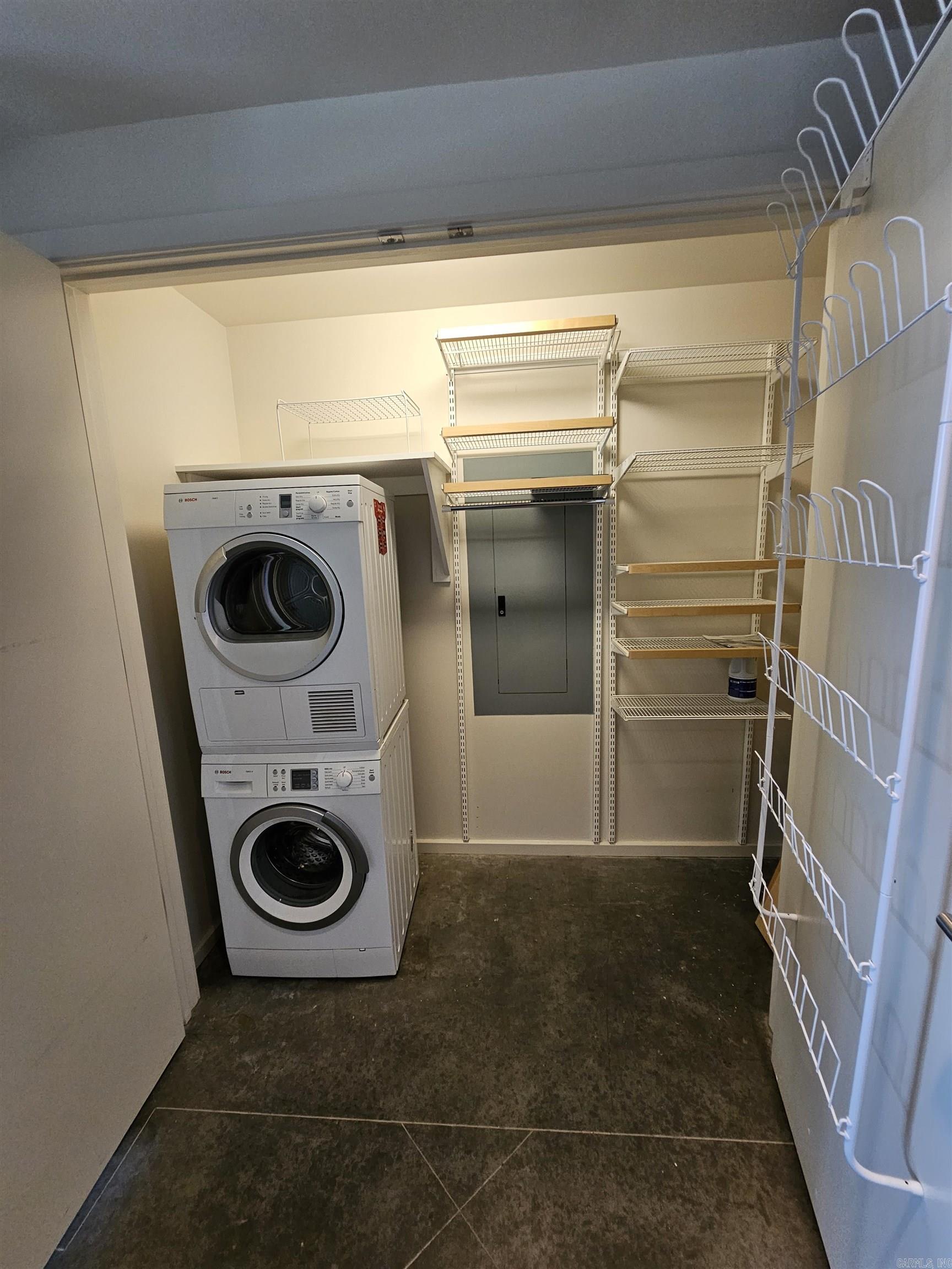 River Market Tower - Residential Lease