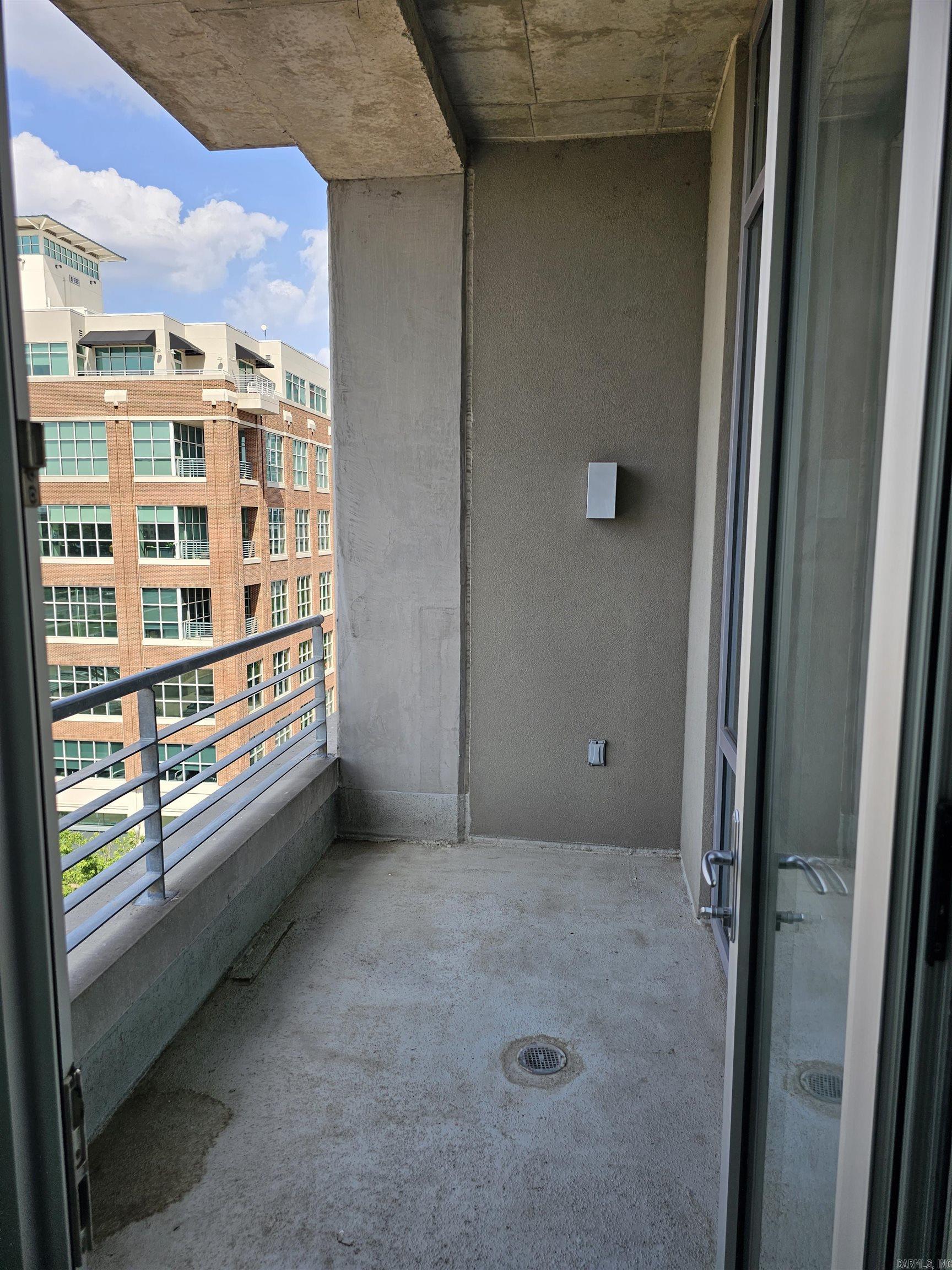 River Market Tower - Residential Lease