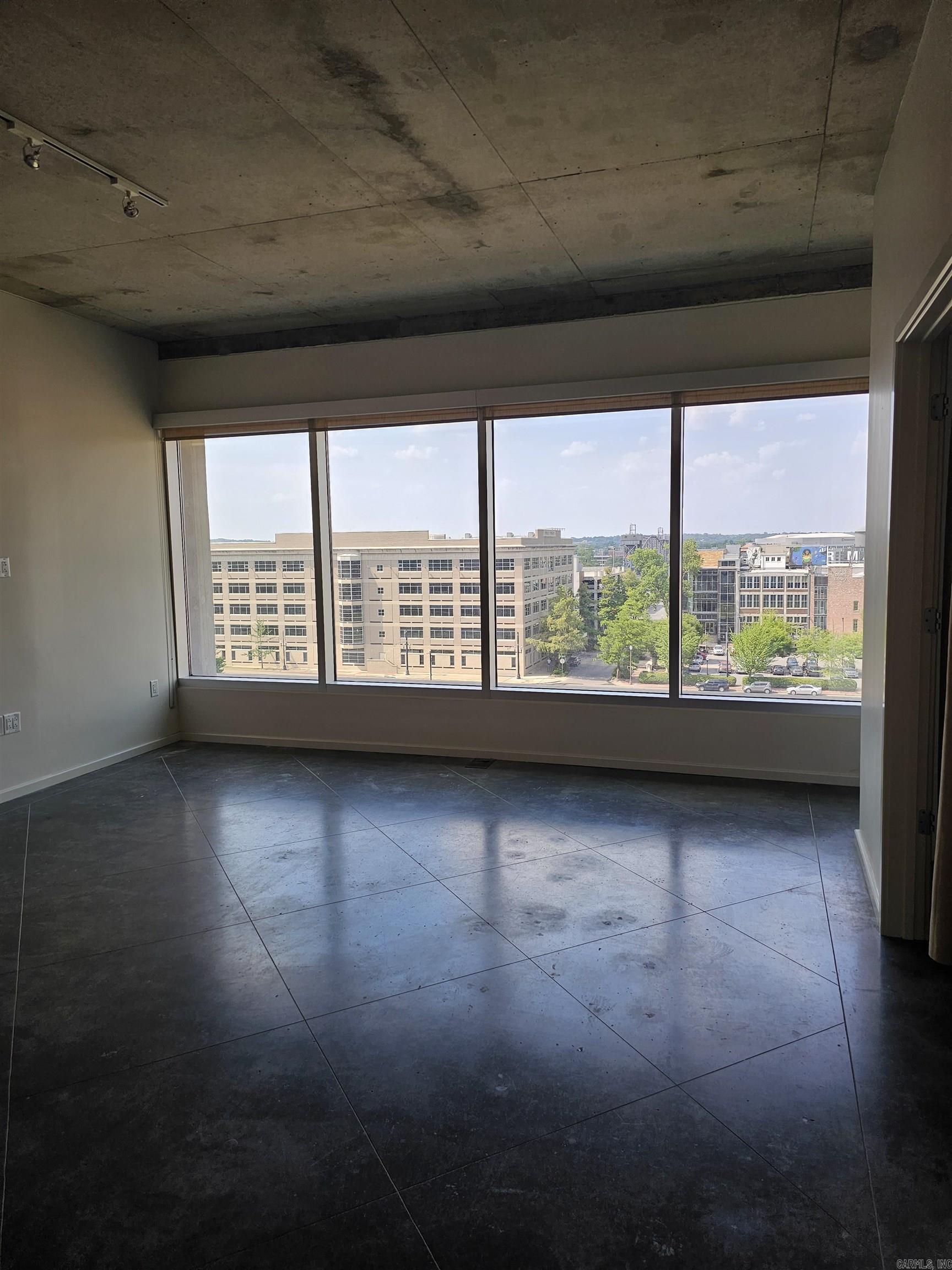 River Market Tower - Residential Lease